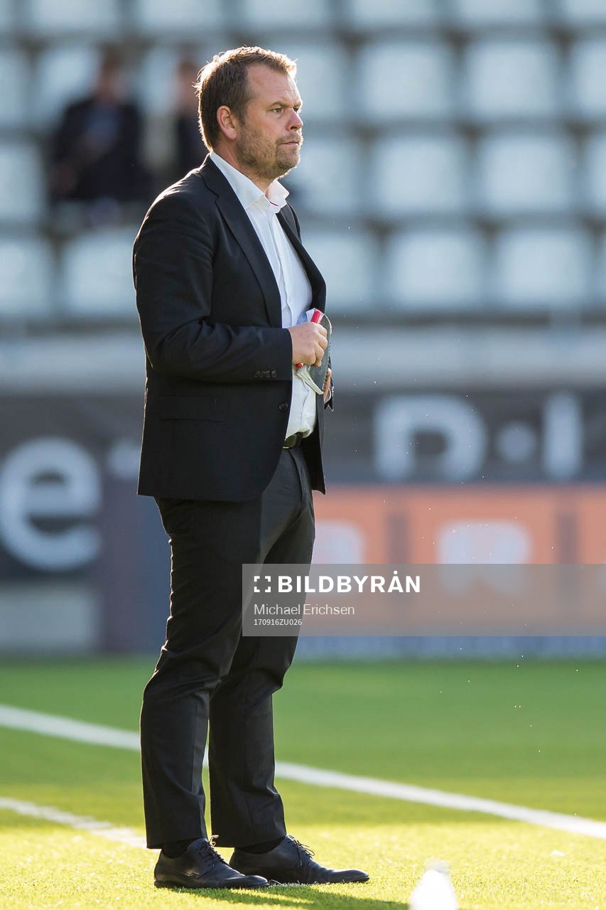 Häckens tränare Mikael Stahre