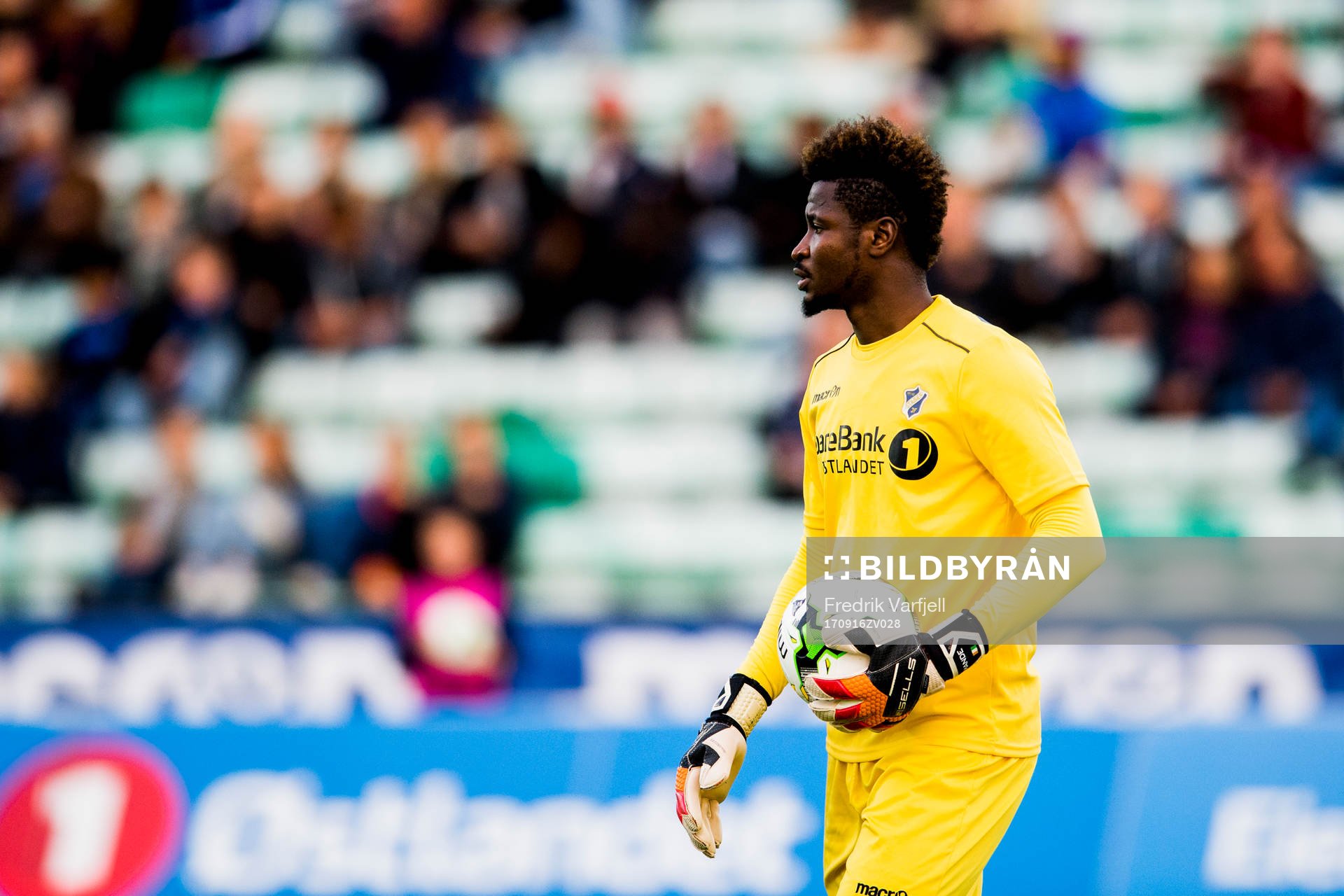 Goalkeeper Sayouba Mande of Stabæk
