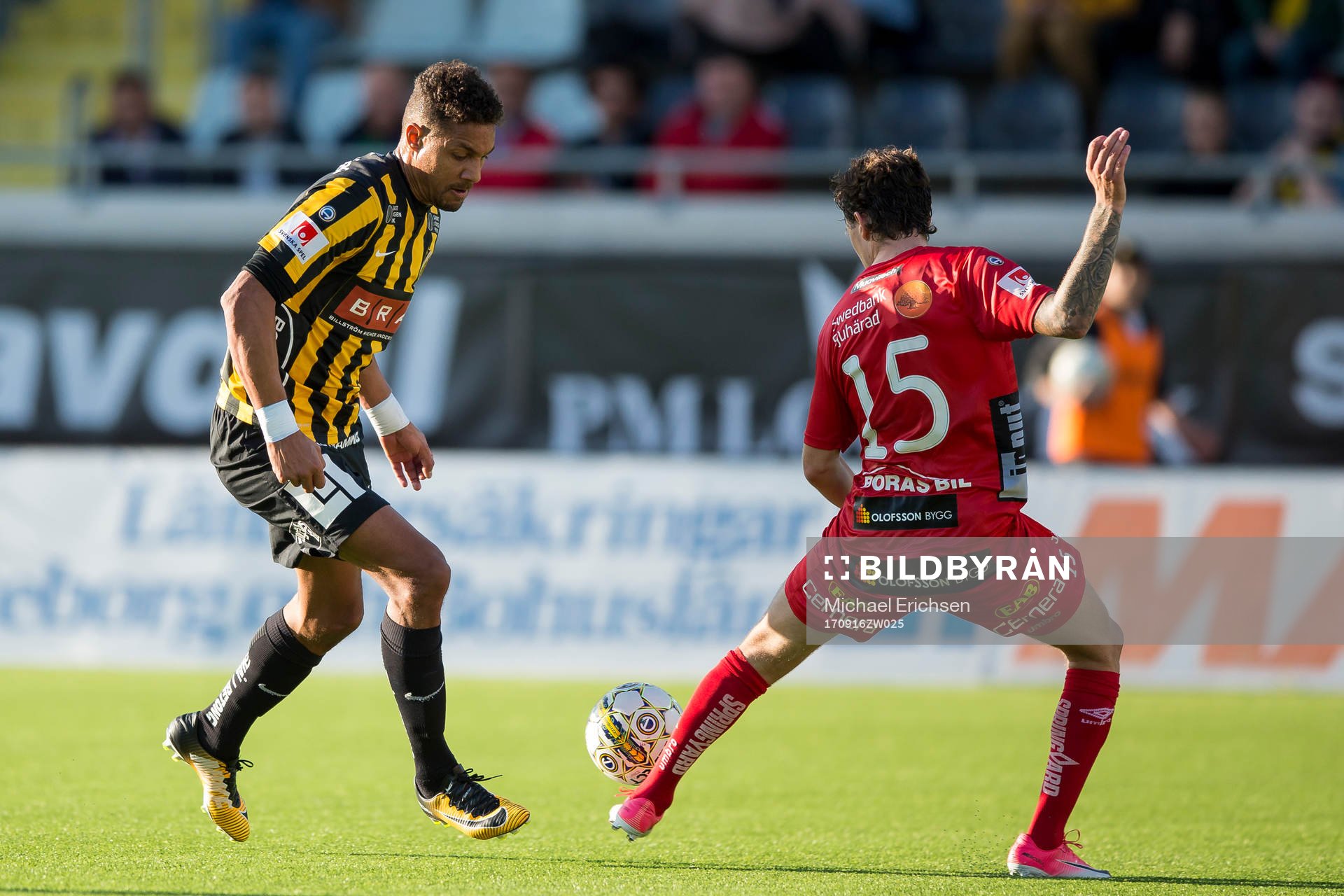 Häckens Mathias Ranégie mot Elfsborgs Rasmus Rosenqvist