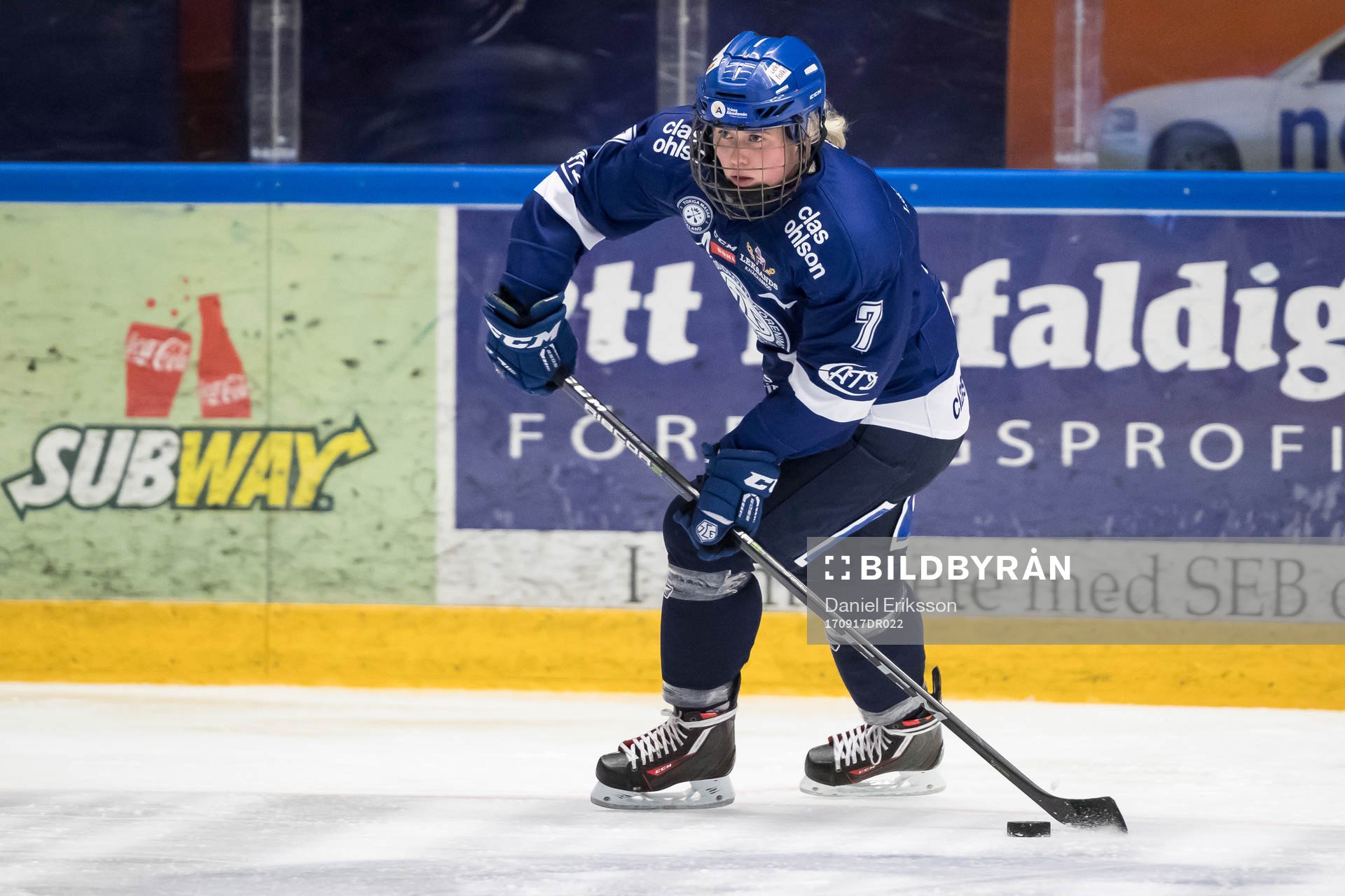 Leksands Emma Lind  i ishockeymatchen i SDHL mellan Leksand