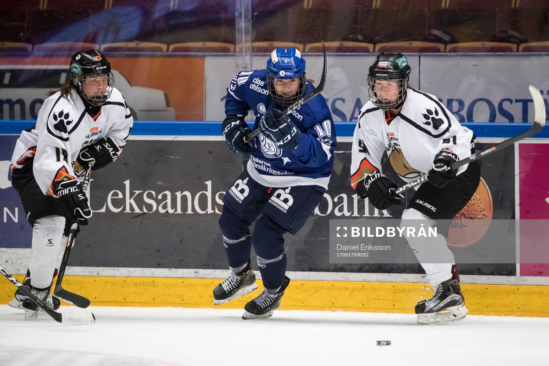Leksands Ilze Bicevska och Göteborgs Tawnya Guindon och