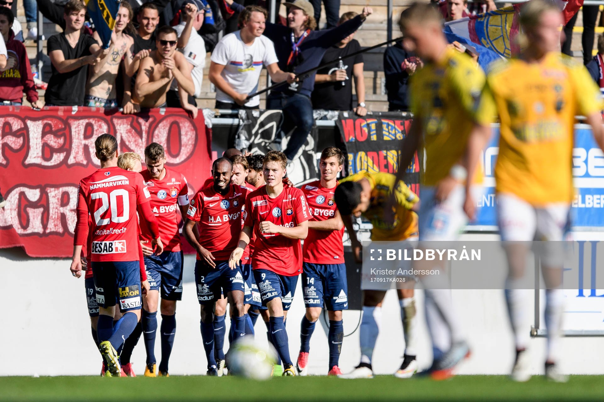 Örgrytes spelare jublar
