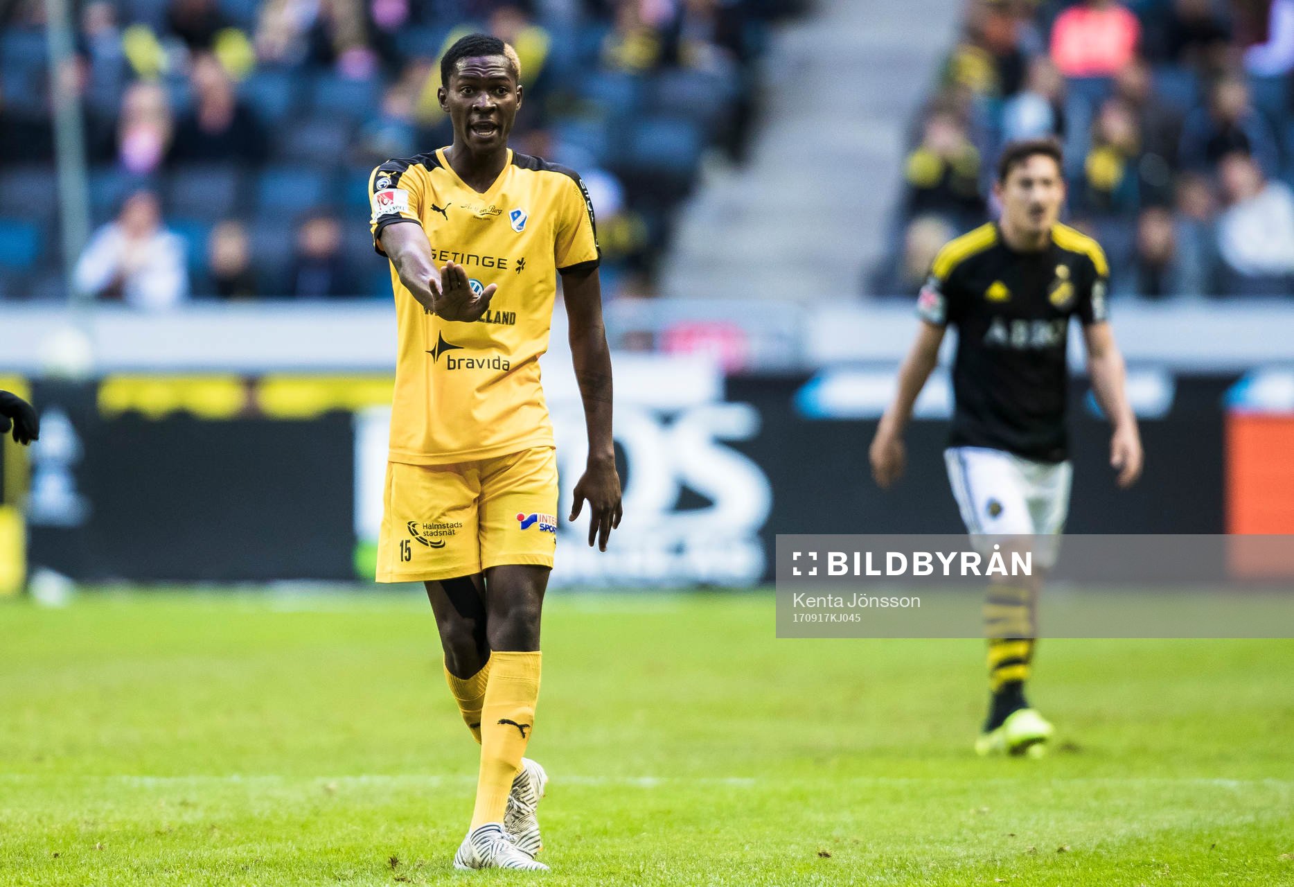 Halmstads Aboubakar Keita reagerar