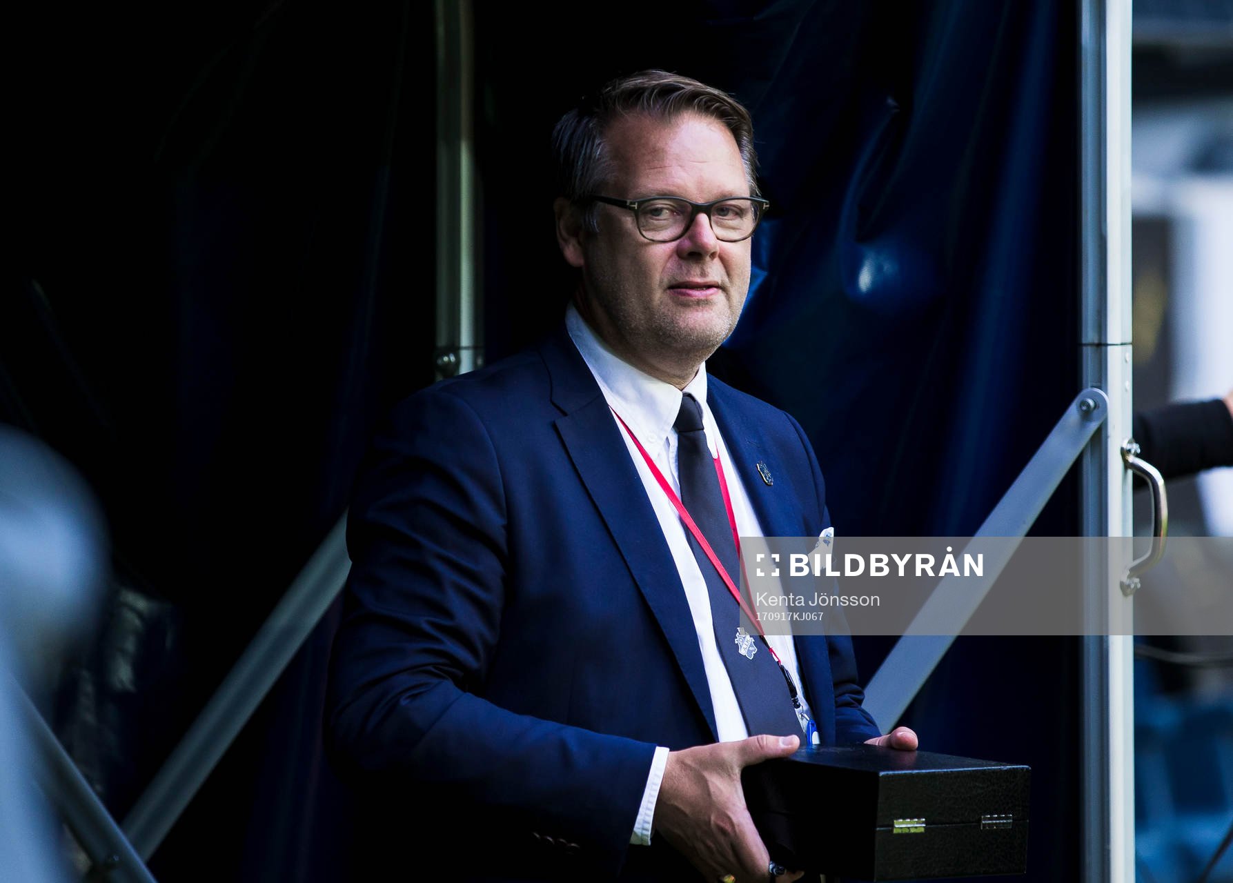 s VD Mikael Ahlerup innan fotbollsmatchen i Allsvenskan