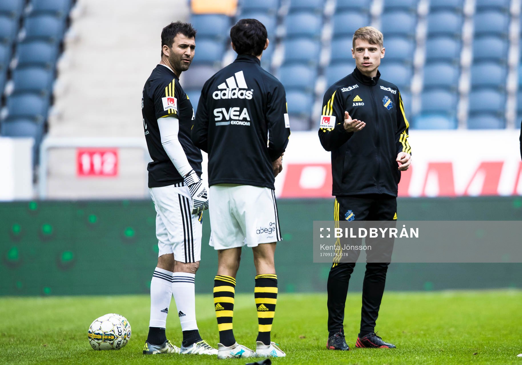 s Robert Taylor innan fotbollsmatchen i Allsvenskan mellan