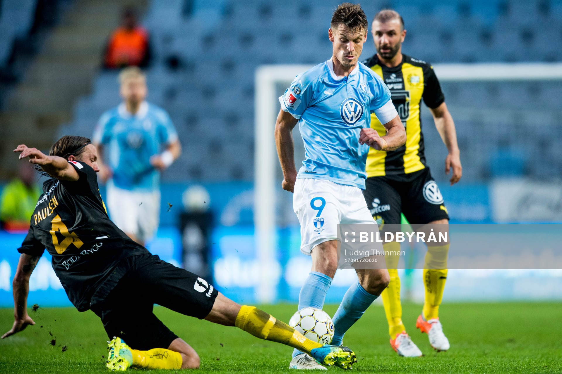 Hammarbys Björn Paulsen och Malmö FFs Markus Rosenberg