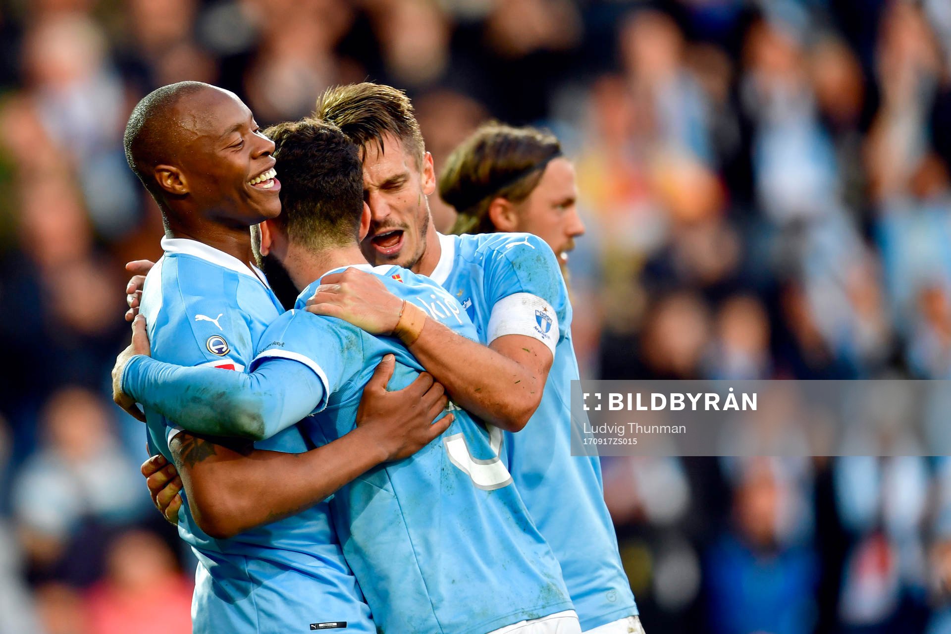 Malmö FFs Carlos Strandberg, Erdal Rakip och Markus Rosenberg jublar efter 3-0 av Rakip under fotbollsmatchen i Allsvenskan mellan Malmö FF och Hammarby den 17 september 2017 i Malmö.