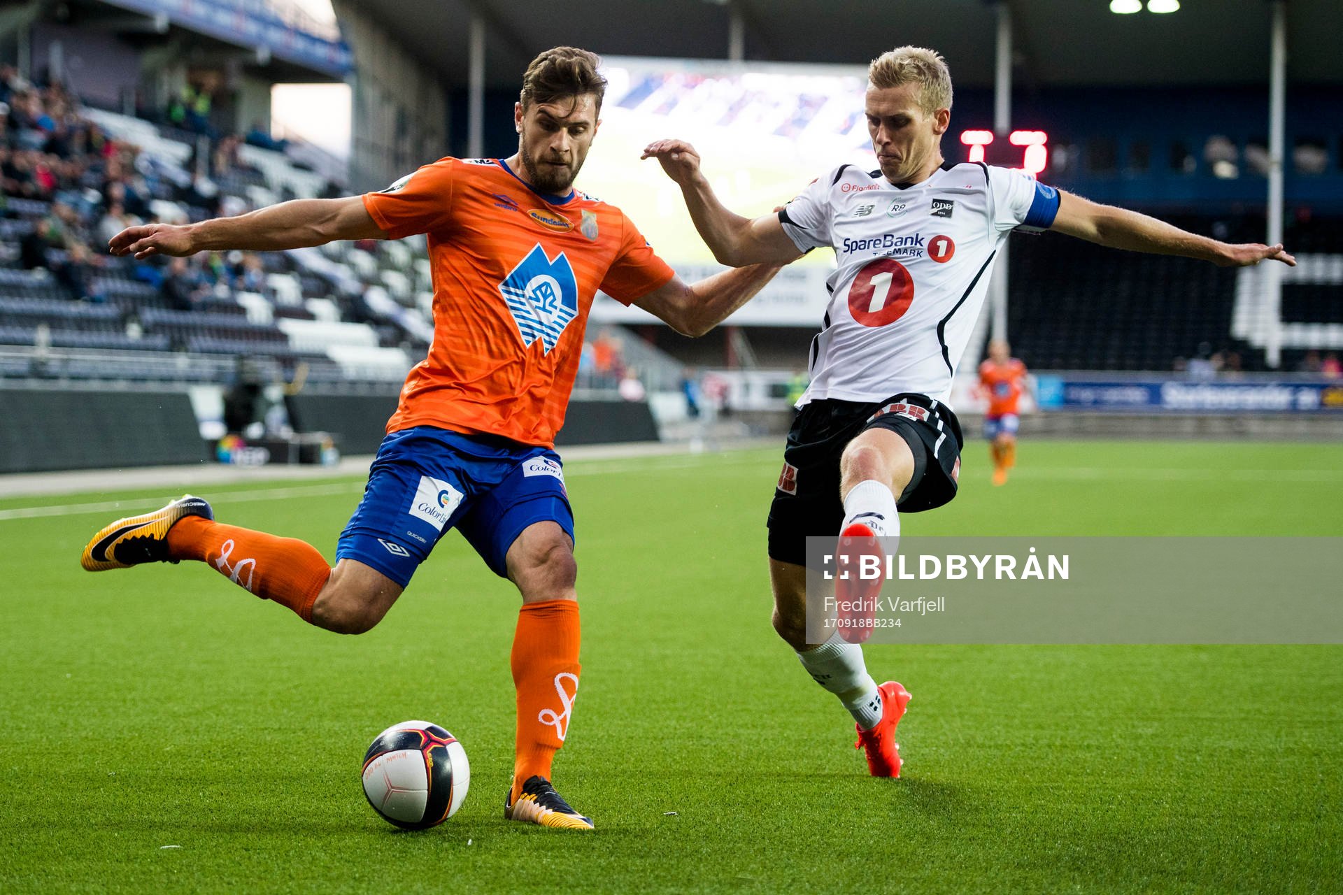 Athanasios Papazoglou of Aalesund and Steffen Hagen of Odd