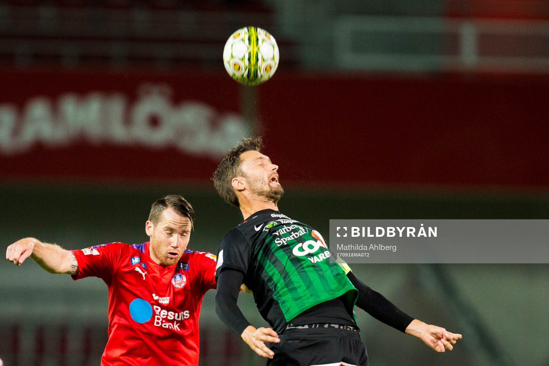 Helsingborgs Johan Persson och Varbergs Peter Nyström i