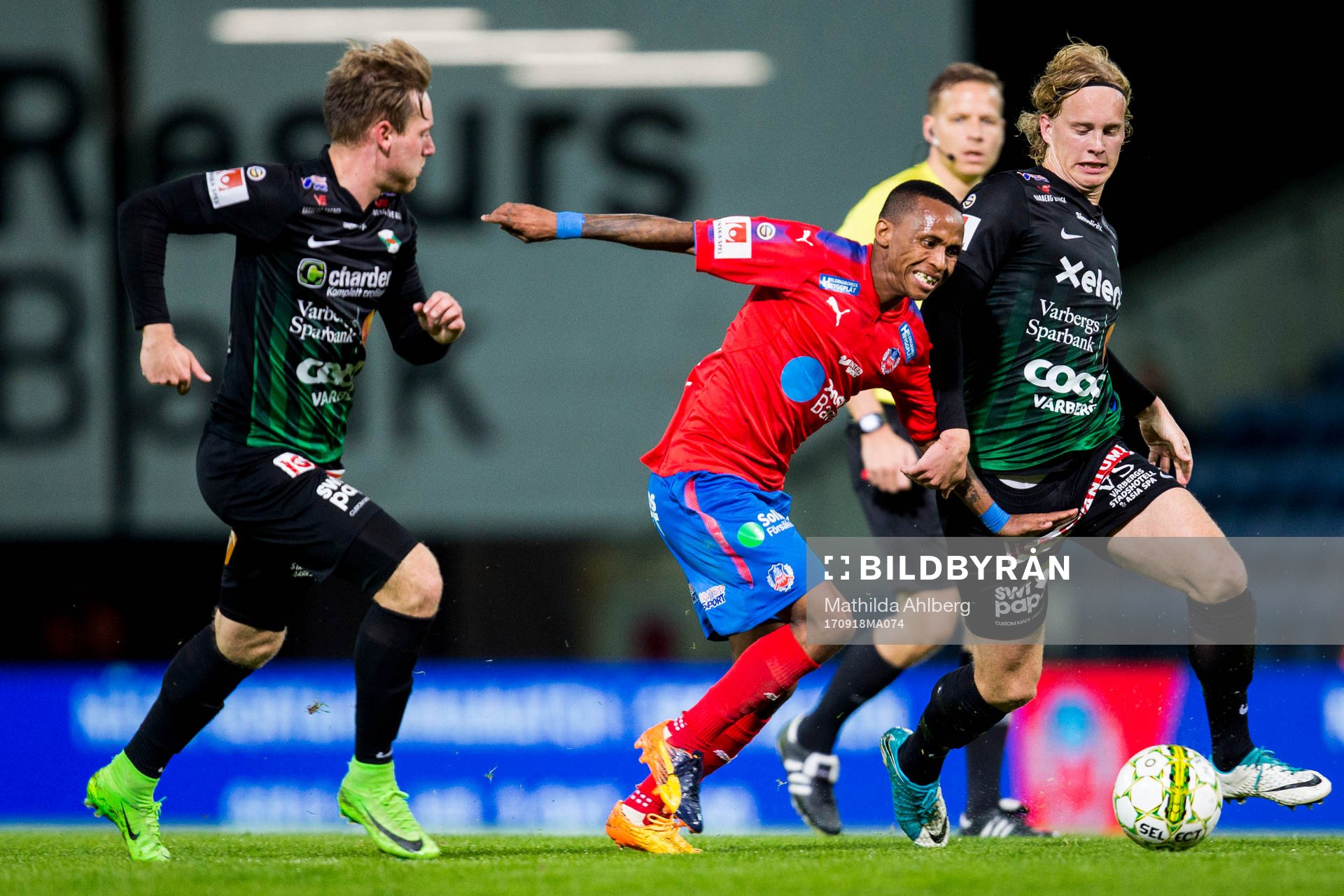 Helsingborgs Bradley Surprise Ralani och Varbergs Gustav