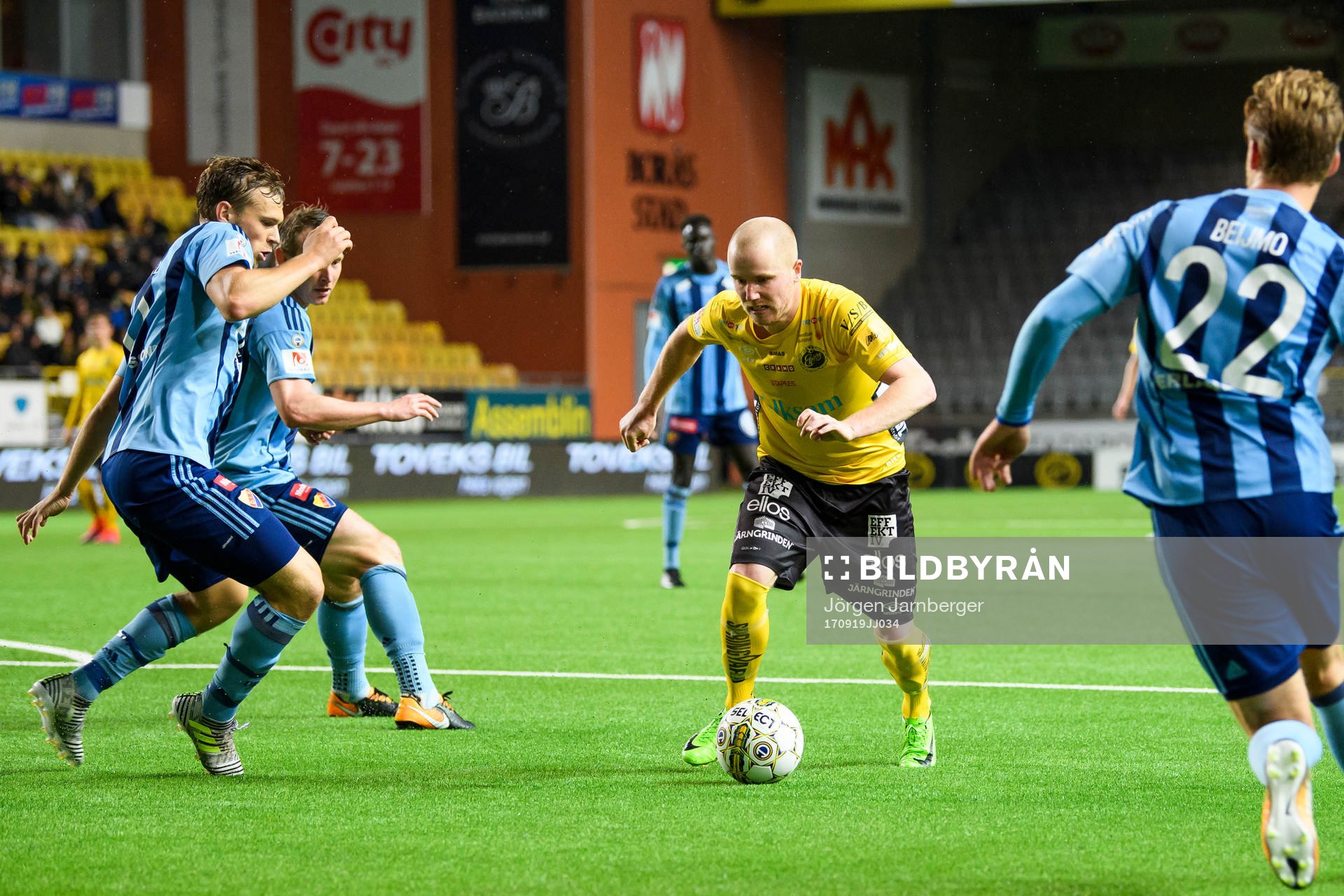 Elfsborgs Simon Lundevall och Djurgårdens Jesper Karlström
