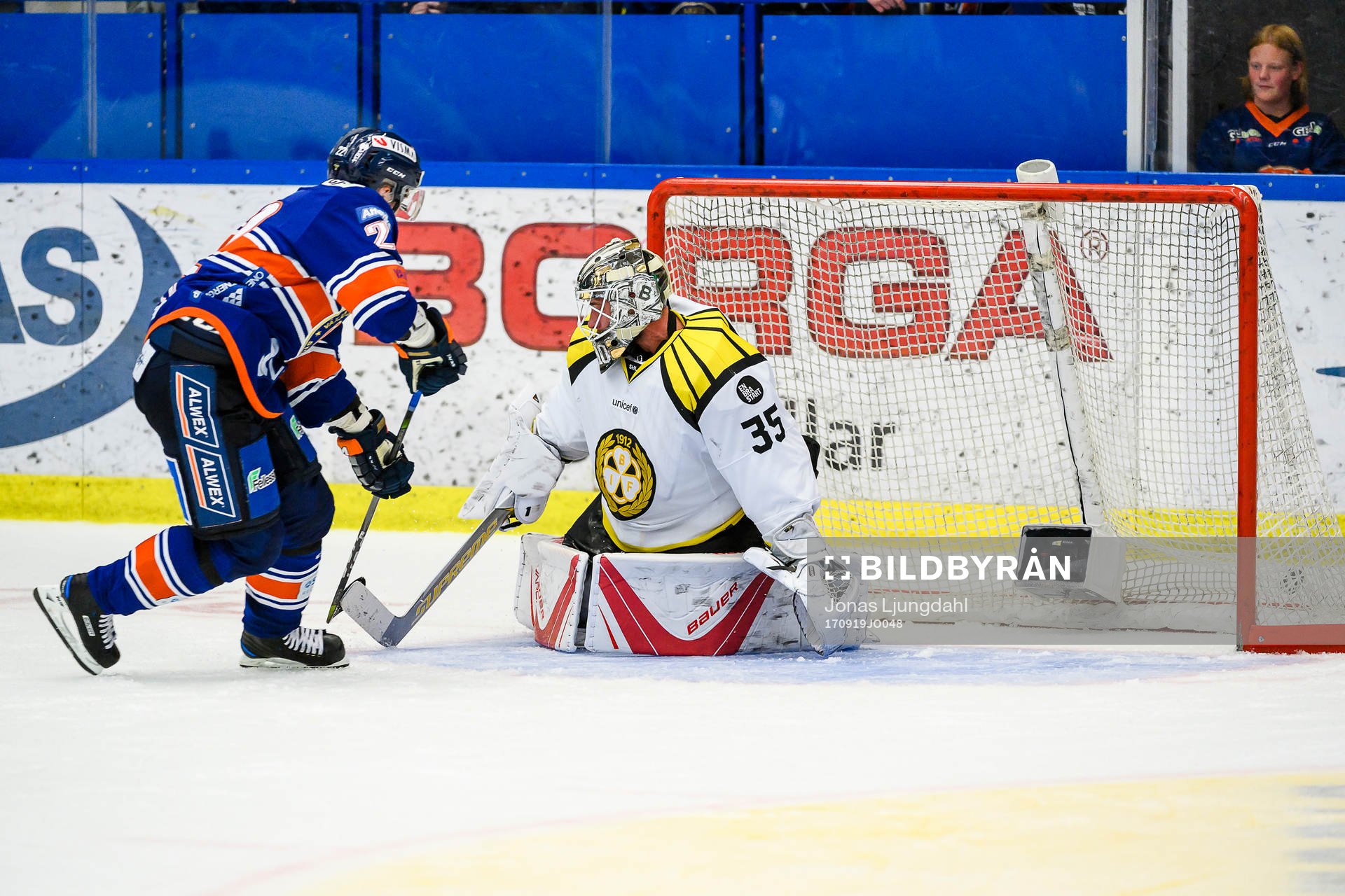 Växjös Janne Pesonen sätter sin straff bakom Brynäs