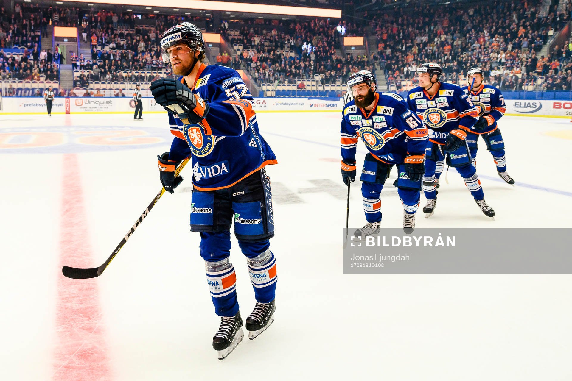 Växjös Arvid Lundberg jublar