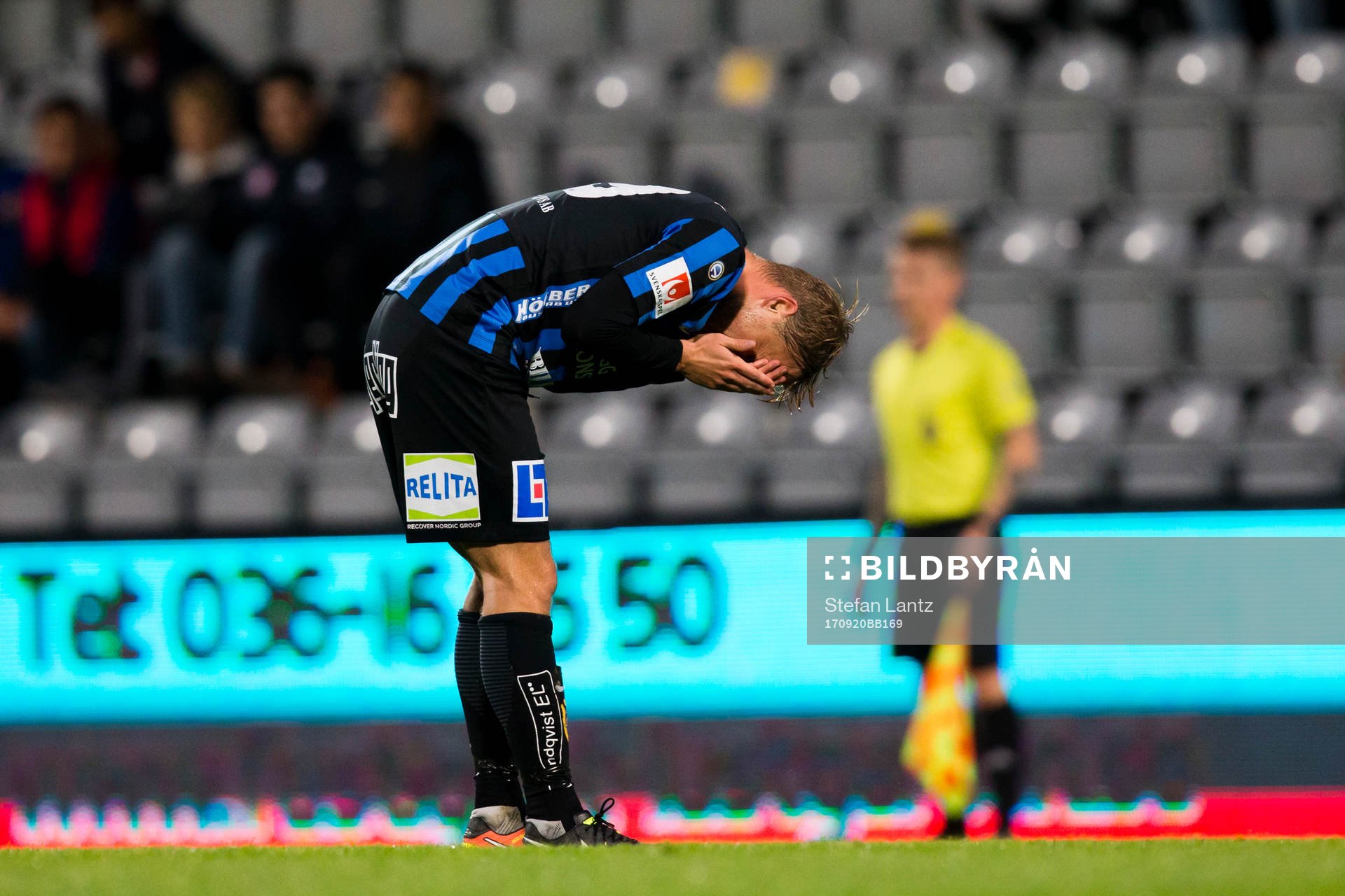 Sirius Christer Gustafsson grimaserar