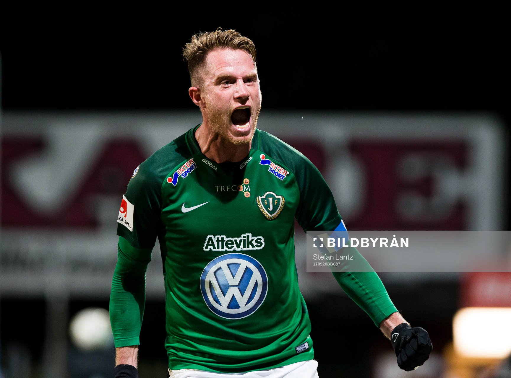 Jönköpings Tommy Thelin jublar