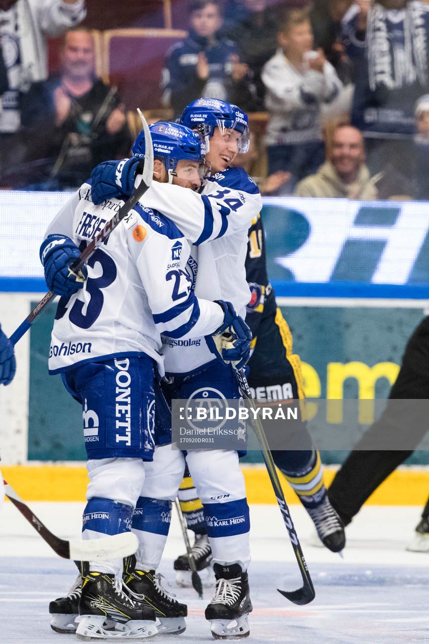 Leksands Alex Friesen och Olle Alsing jublar