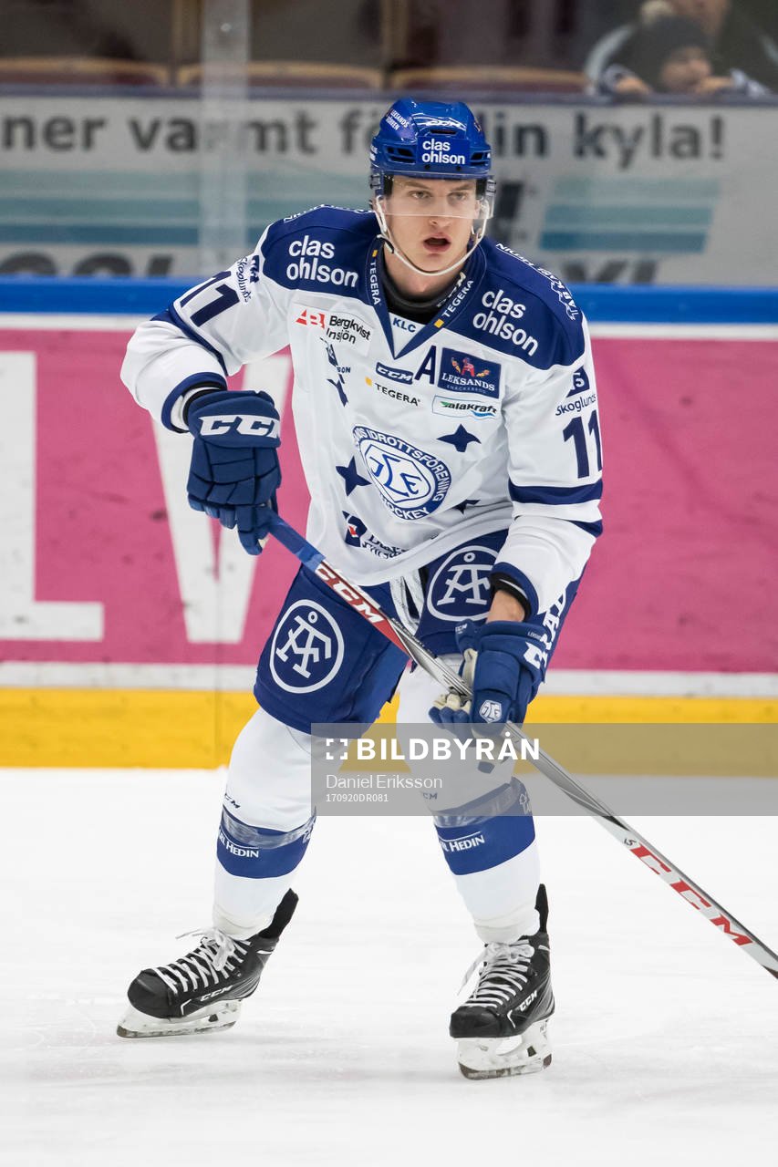 Leksands Martin Karlsson  i ishockeymatchen i