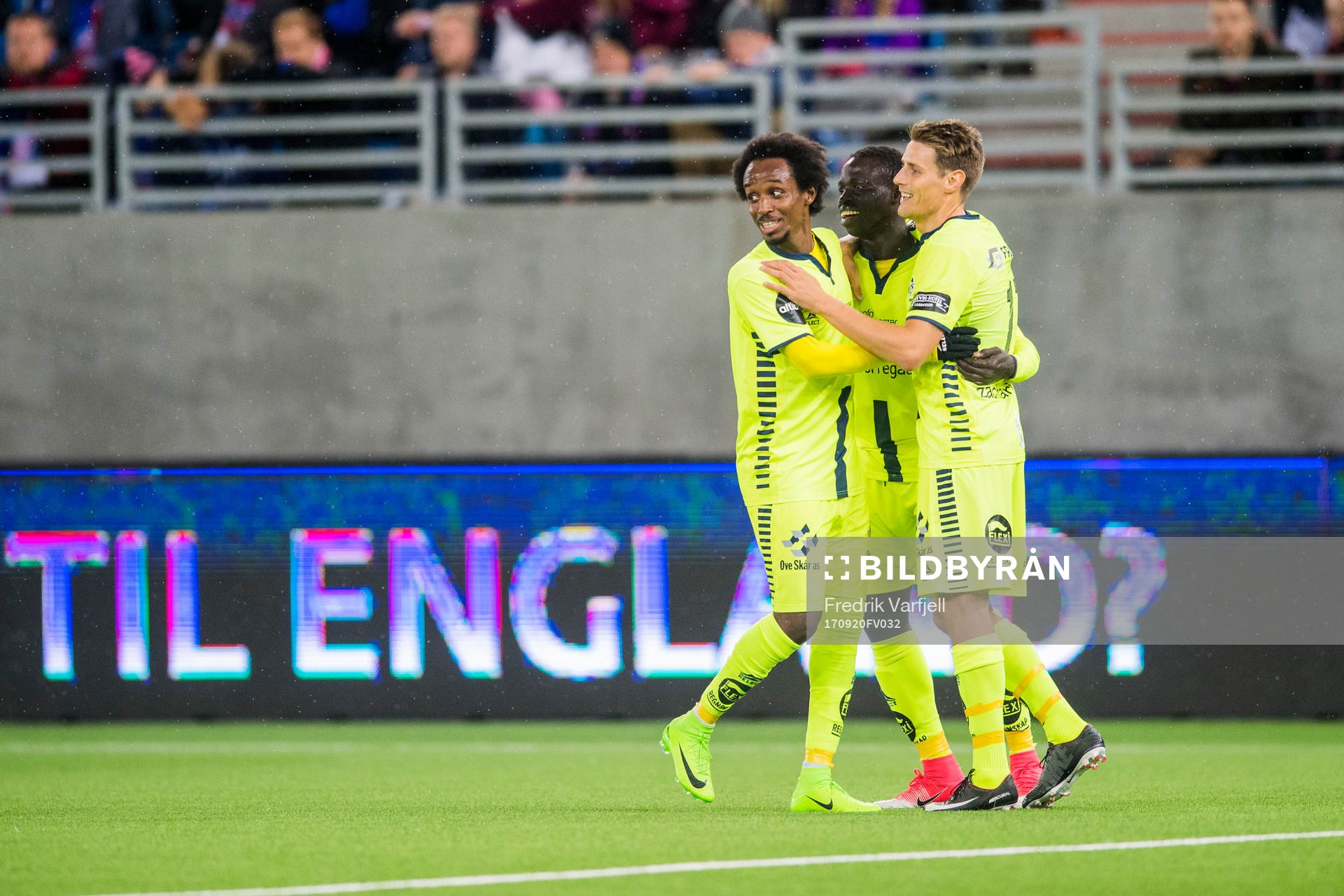 Krepin Diatta of Sarpsborg celebrates with his teammates