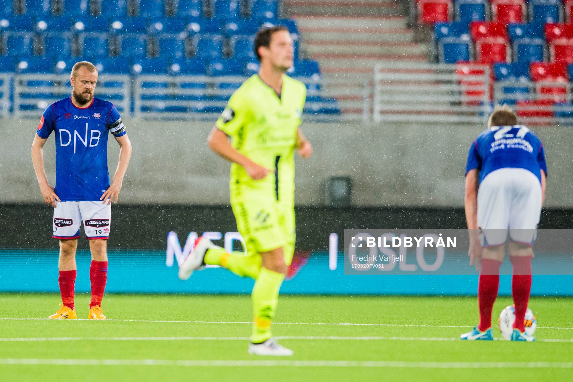 Christian Grindheim of Vålerenga looks dejected