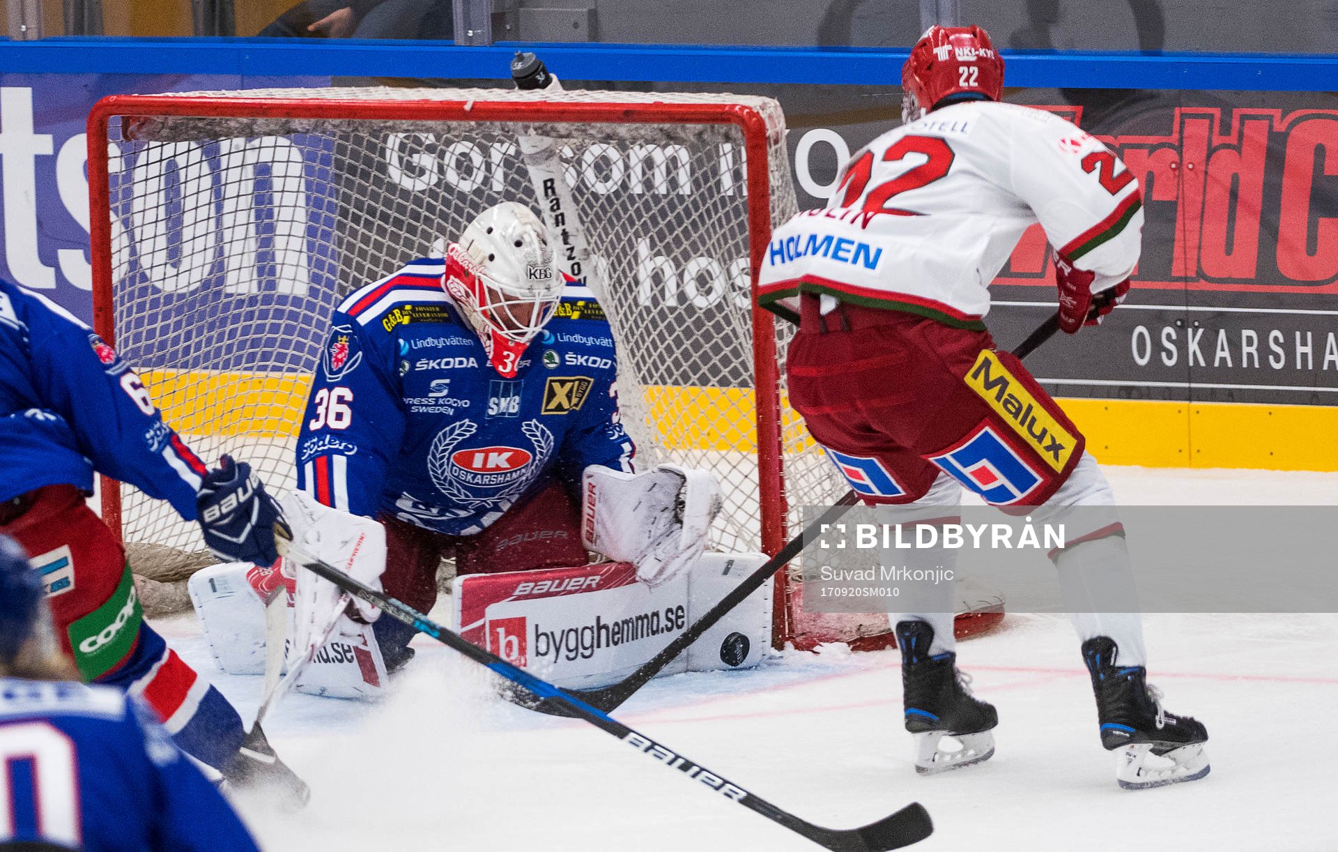 Oskarshamns målvakt Wictor Ragnewall och Modos Emil Mohlin