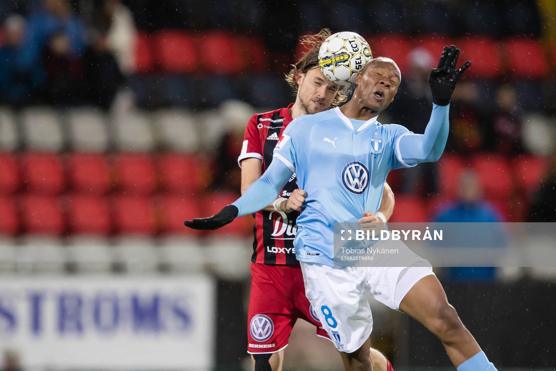 Malmö FFs Carlos Strandberg och Östersunds Tom Pettersson