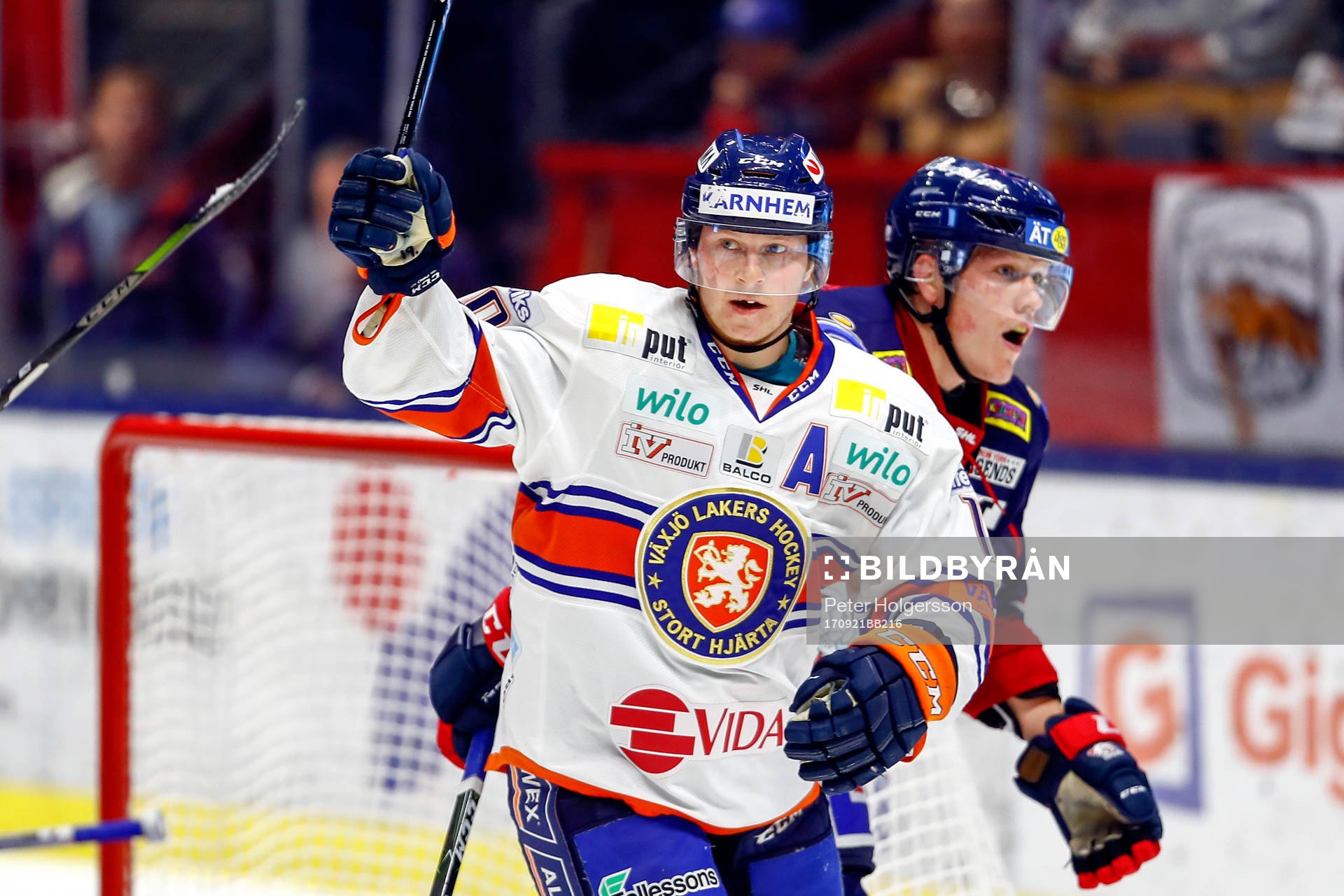 Växjös Jonas Röndbjerg jublar