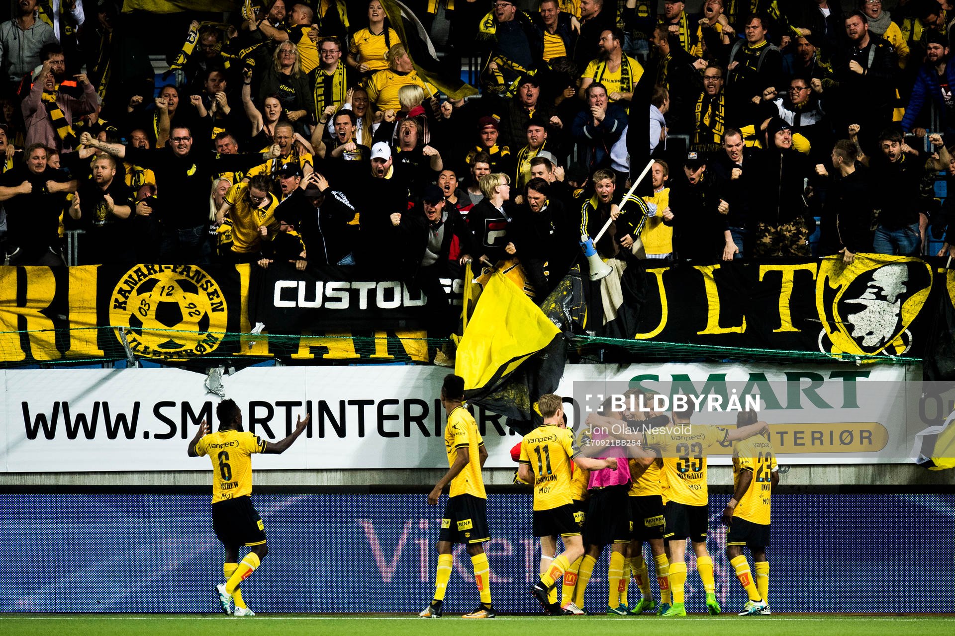 Lillestrøm celebrates 1-0