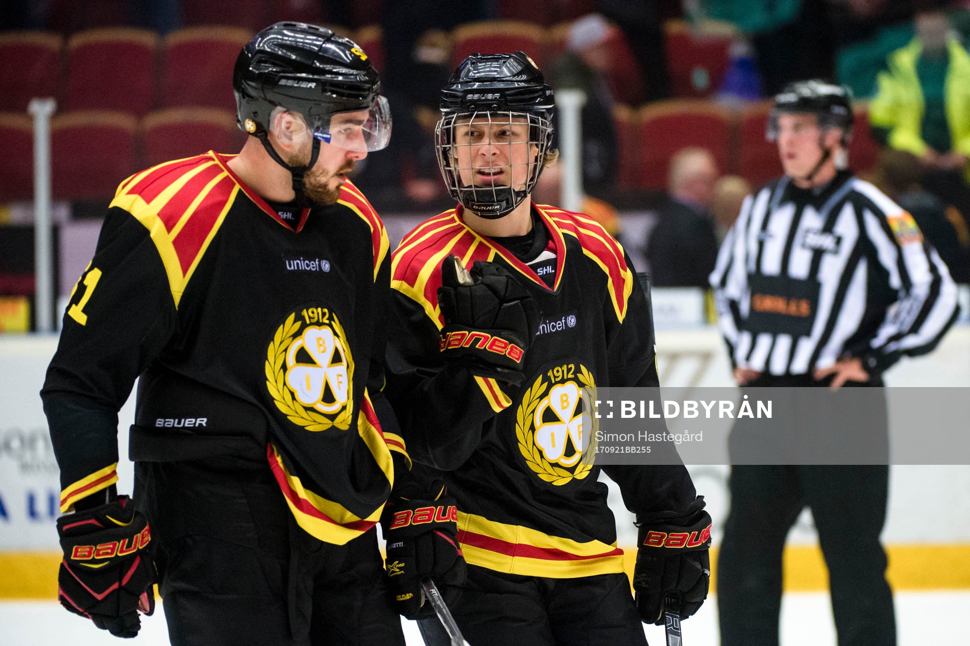 Brynäs Marc Zanetti och Adam Boqvist