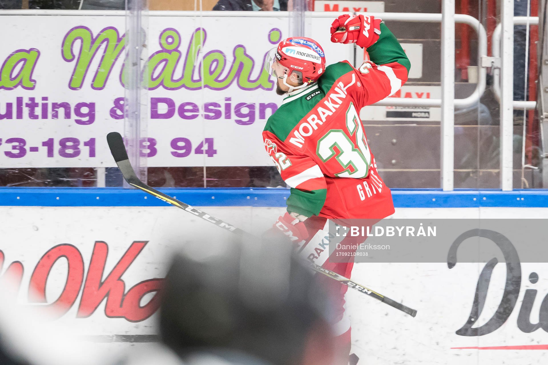 Moras Daniel Grillfors  jublar