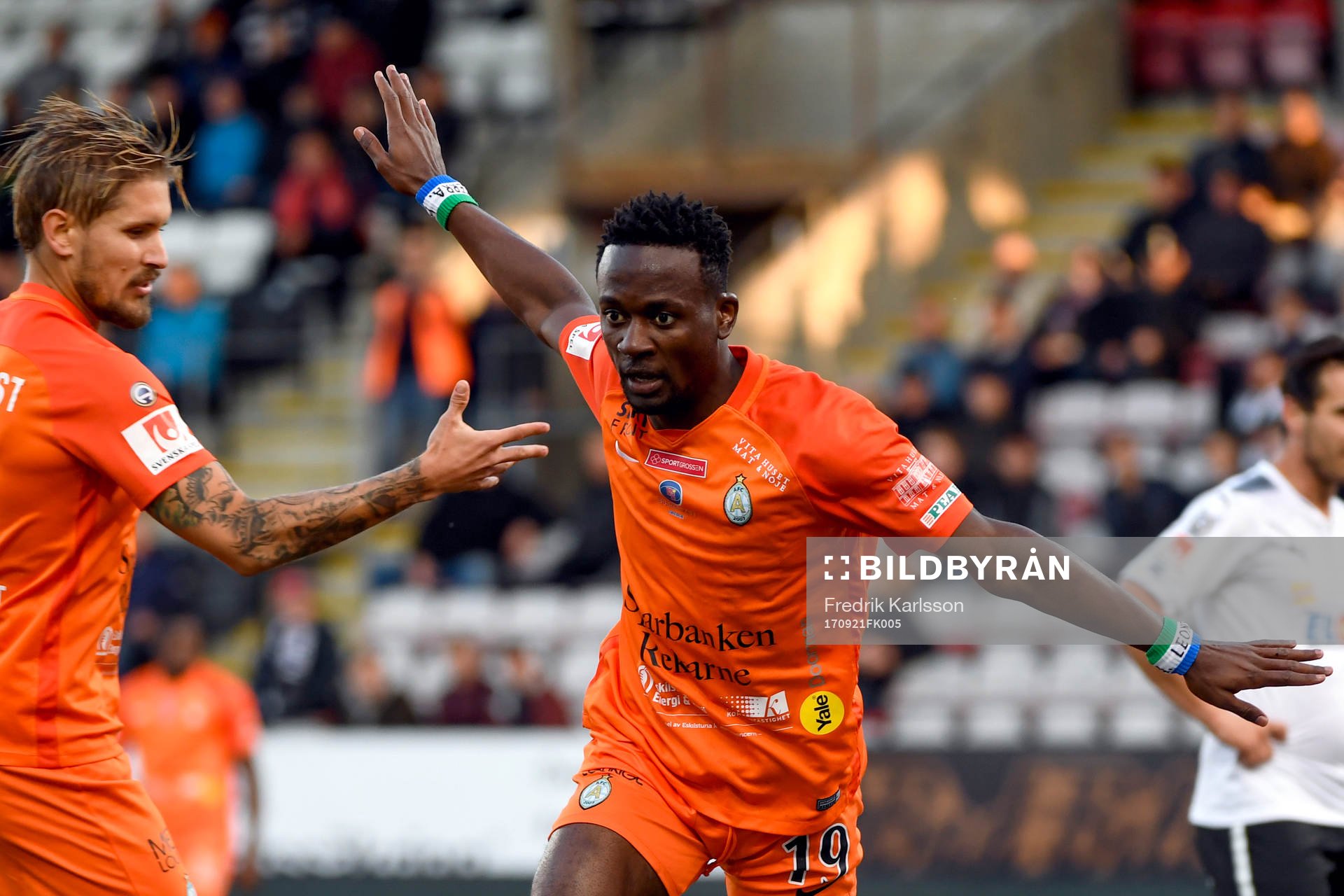 AFC Eskilstunas Mohamed Buya Turay jublar
