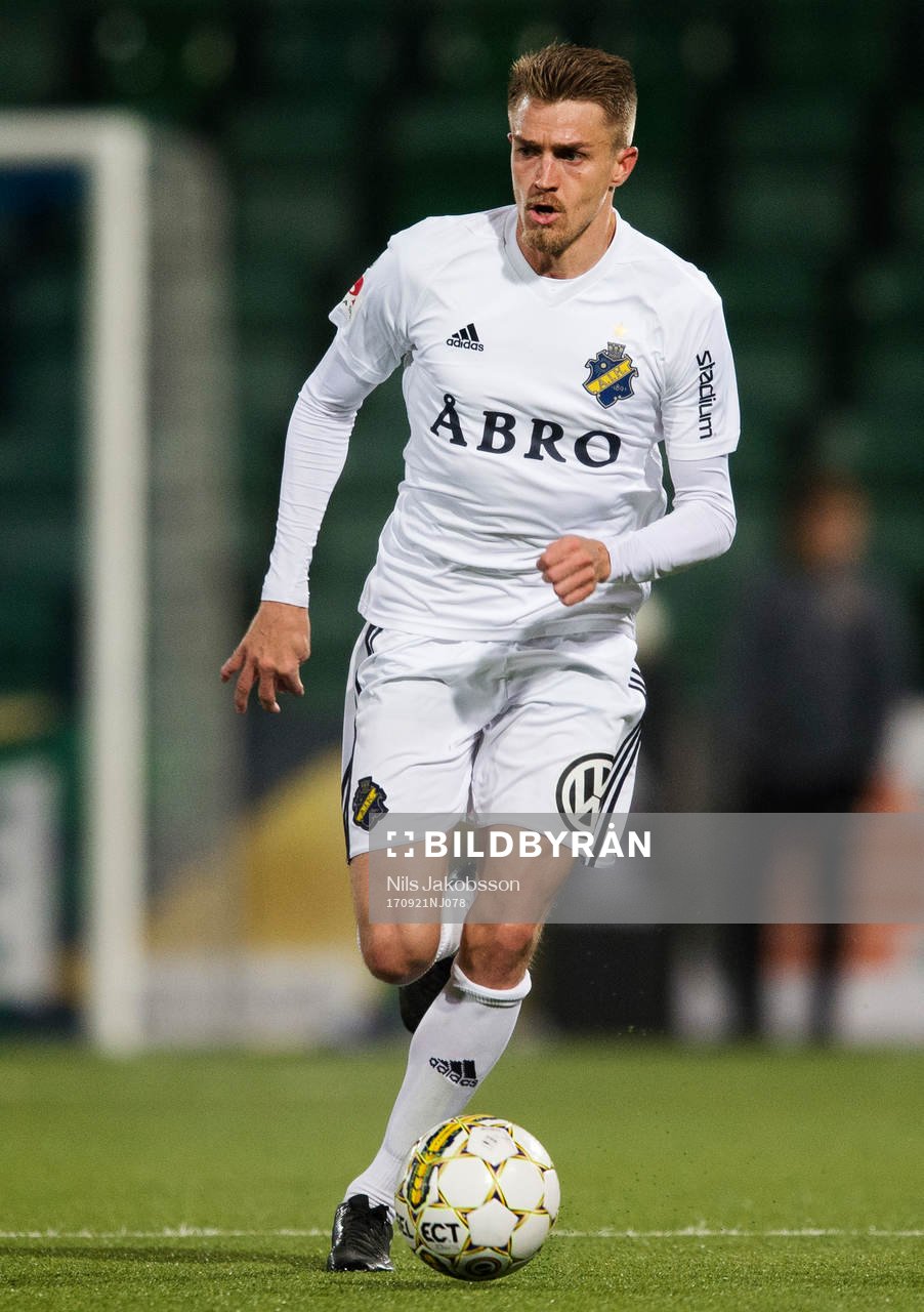 s Rasmus Lindkvist