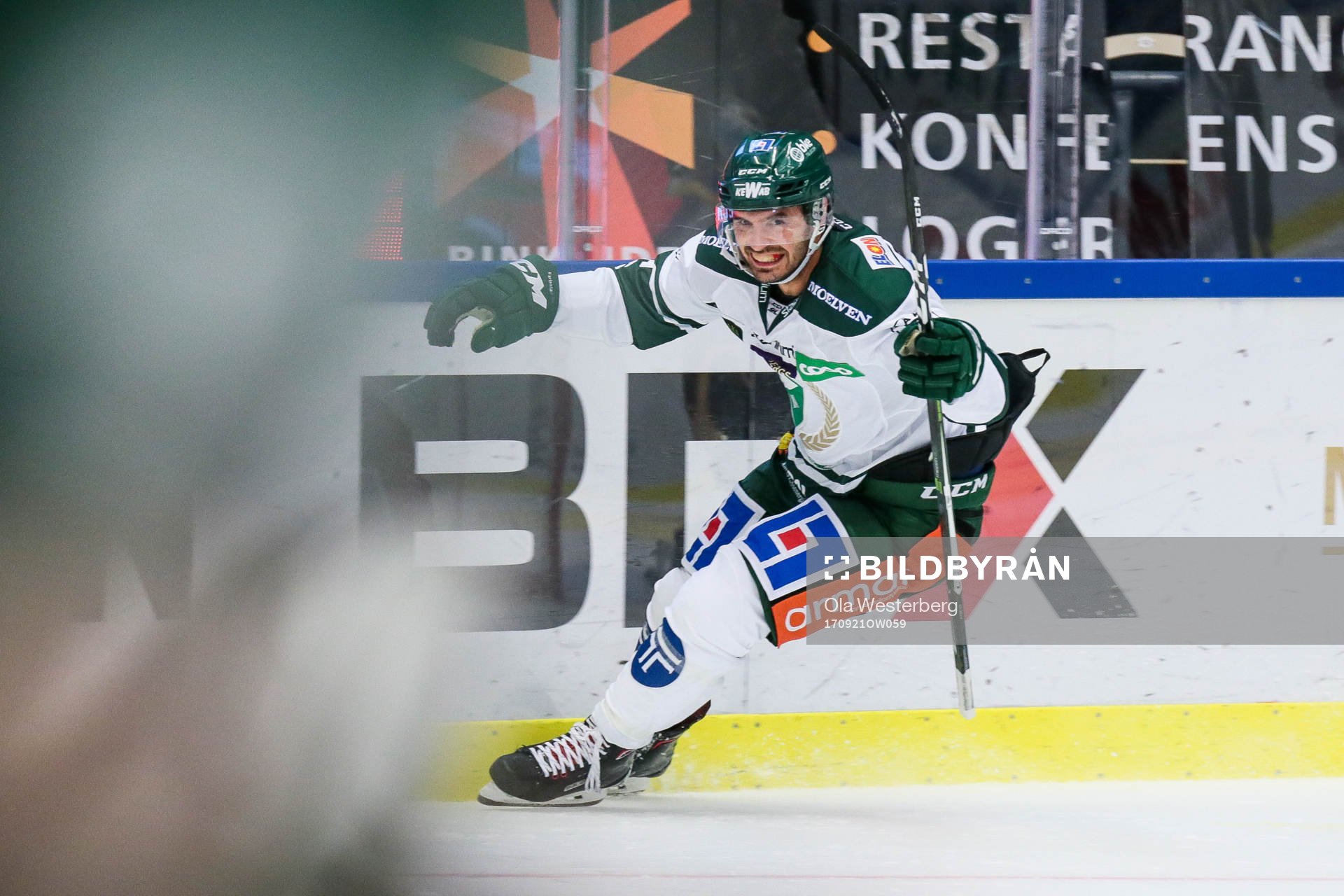 Färjestads Martin Johansson  jublar