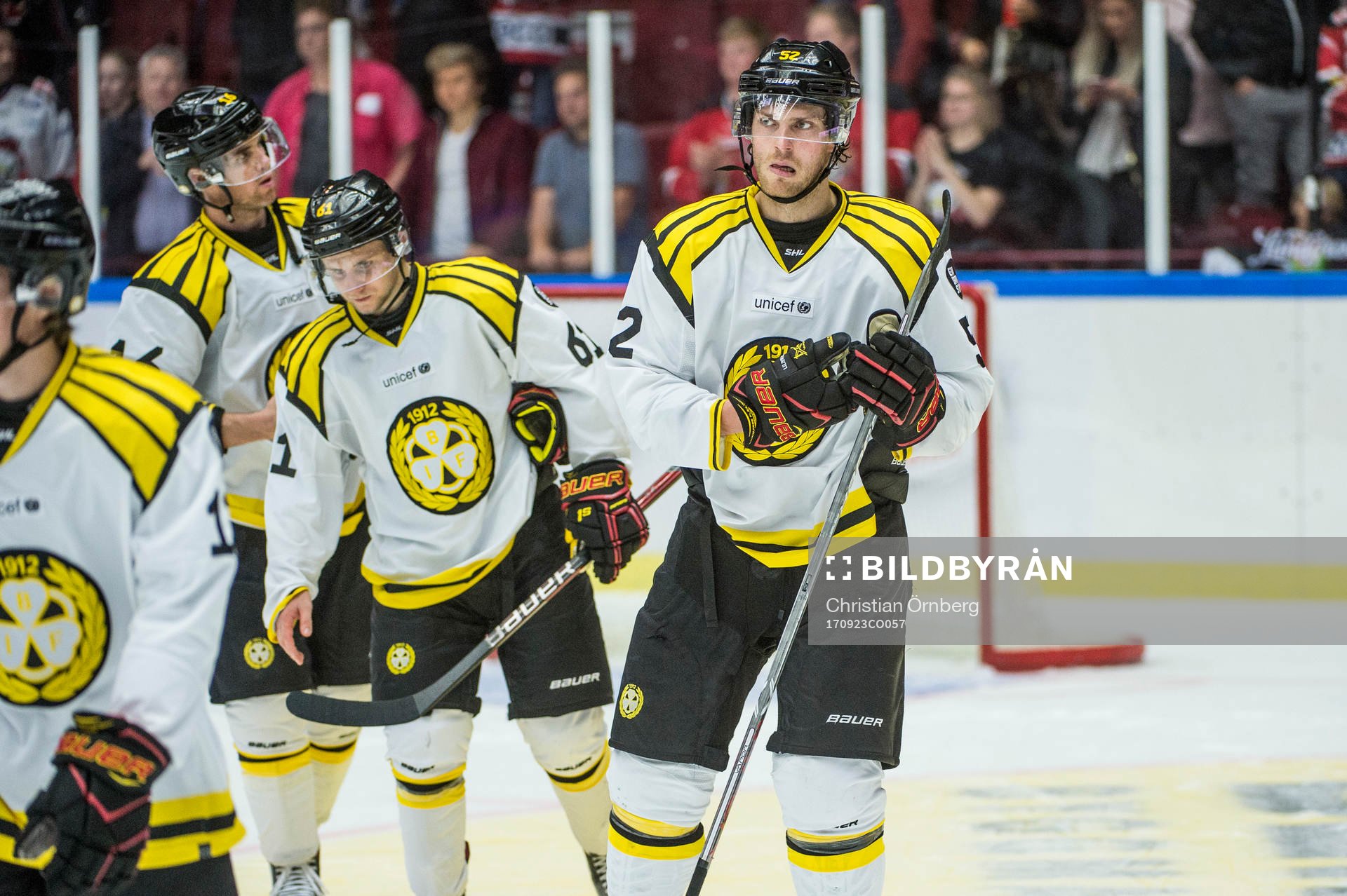 Brynäs Christopher Liljewall deppar med lagkamraterna