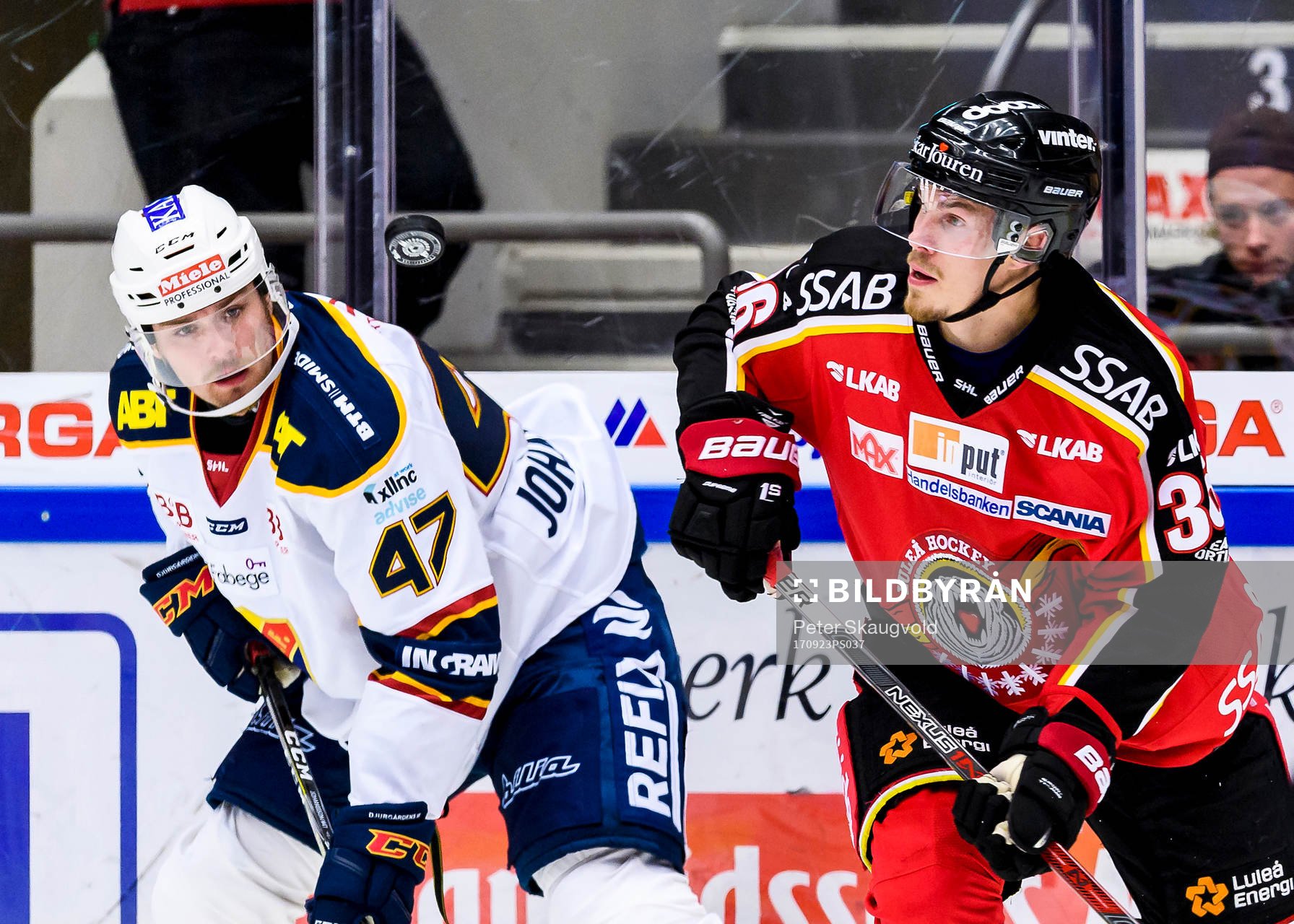 Djurgårdens Linus Johansson och Luleås Emil Larsson