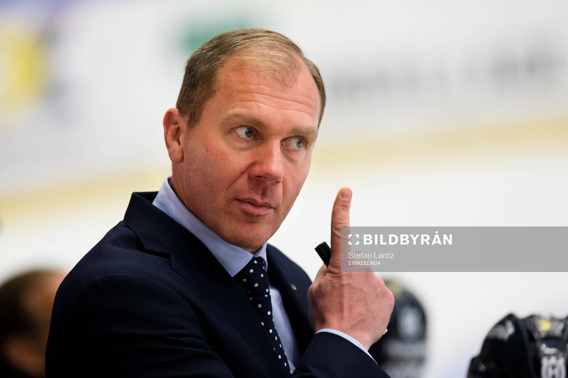 s tränare Johan Lindbom