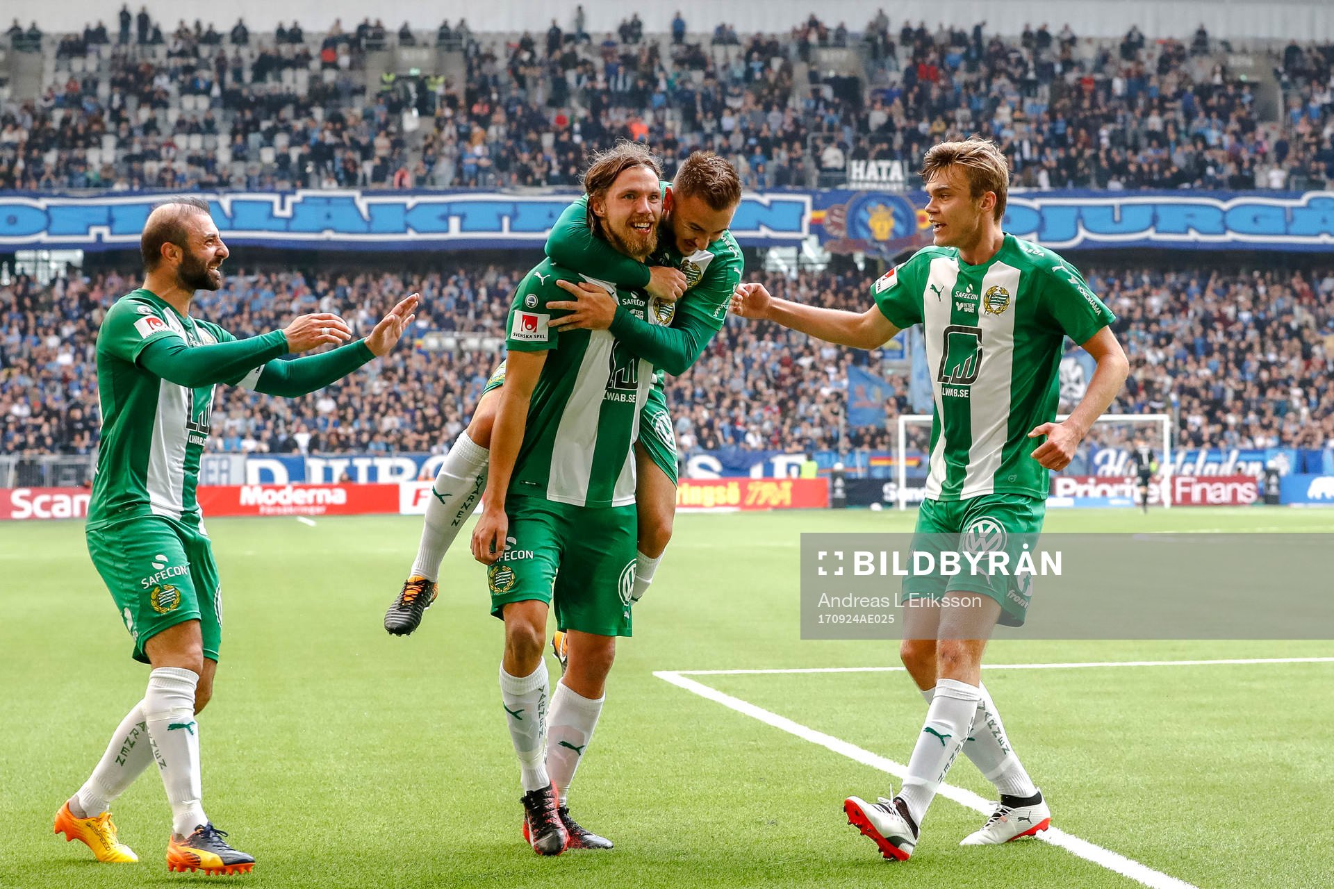 Hammarbys Kennedy Bakircioglu , Muamer Tankovic och Marcus