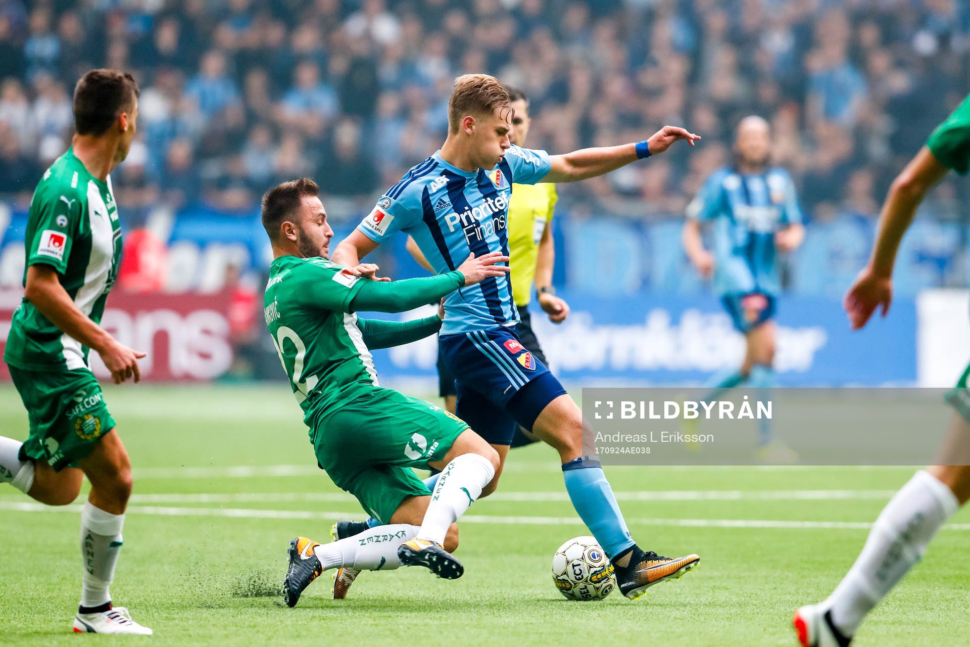 Hammarbys Muamer Tankovic och Djurgårdens Felix Beijmo