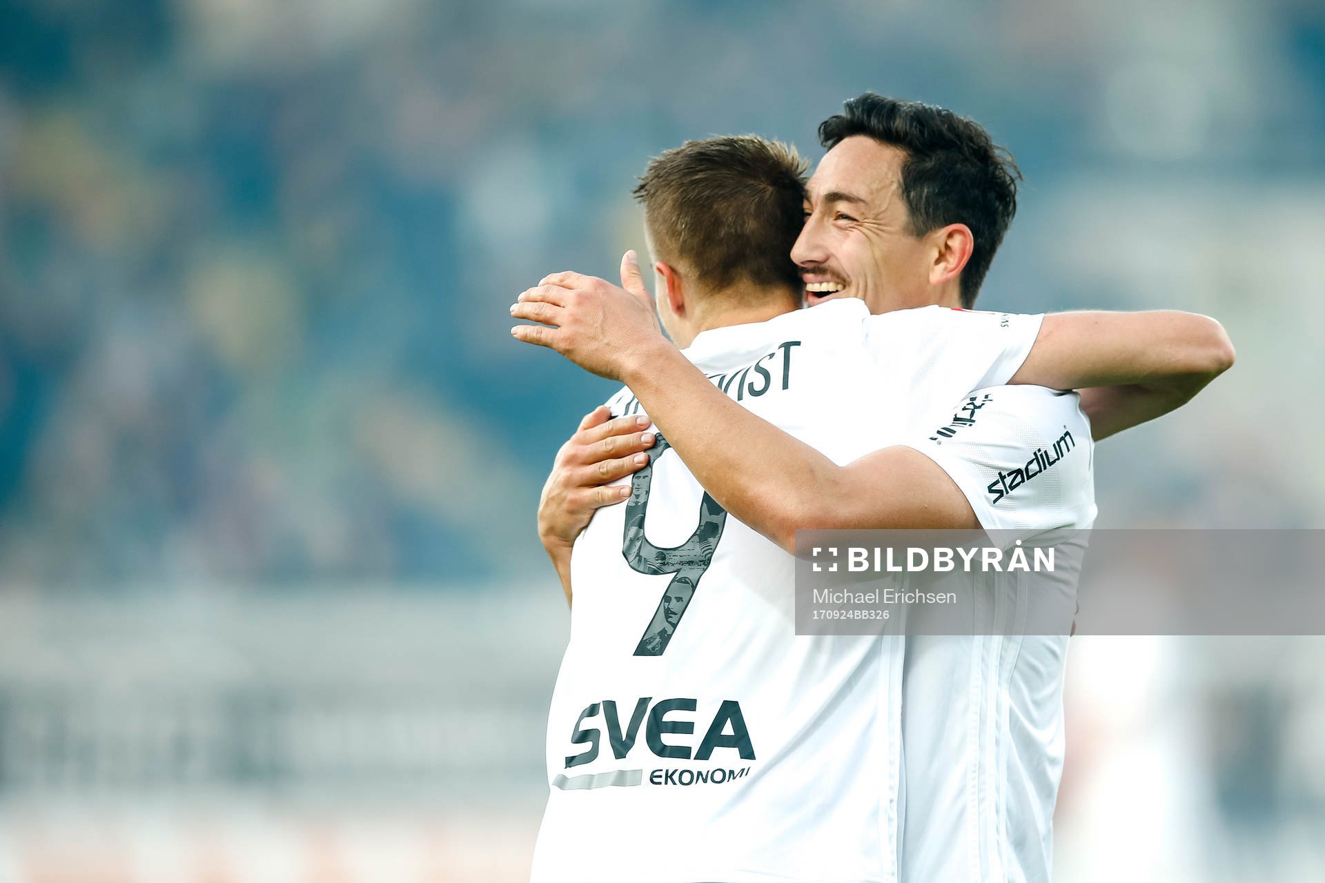 s Rasmus Lindkvist och Stefan Ishizaki jublar