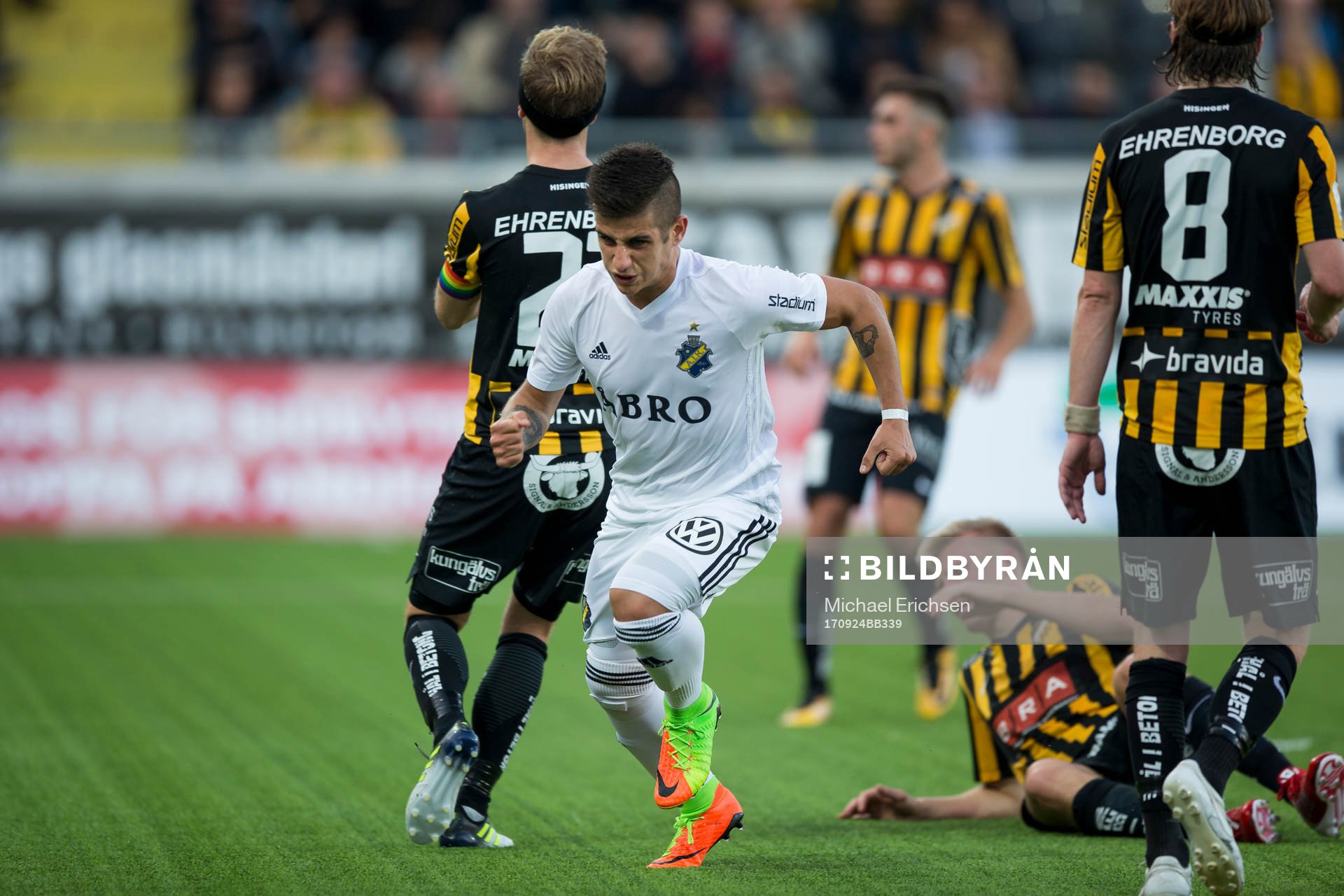 AIK:s Nicolas Marcelo Stefanelli jublar efter 0-3 under fotbollsmatchen i allsvenskan mellan Häcken och AIK den 24 juli 2017 i Göteborg.