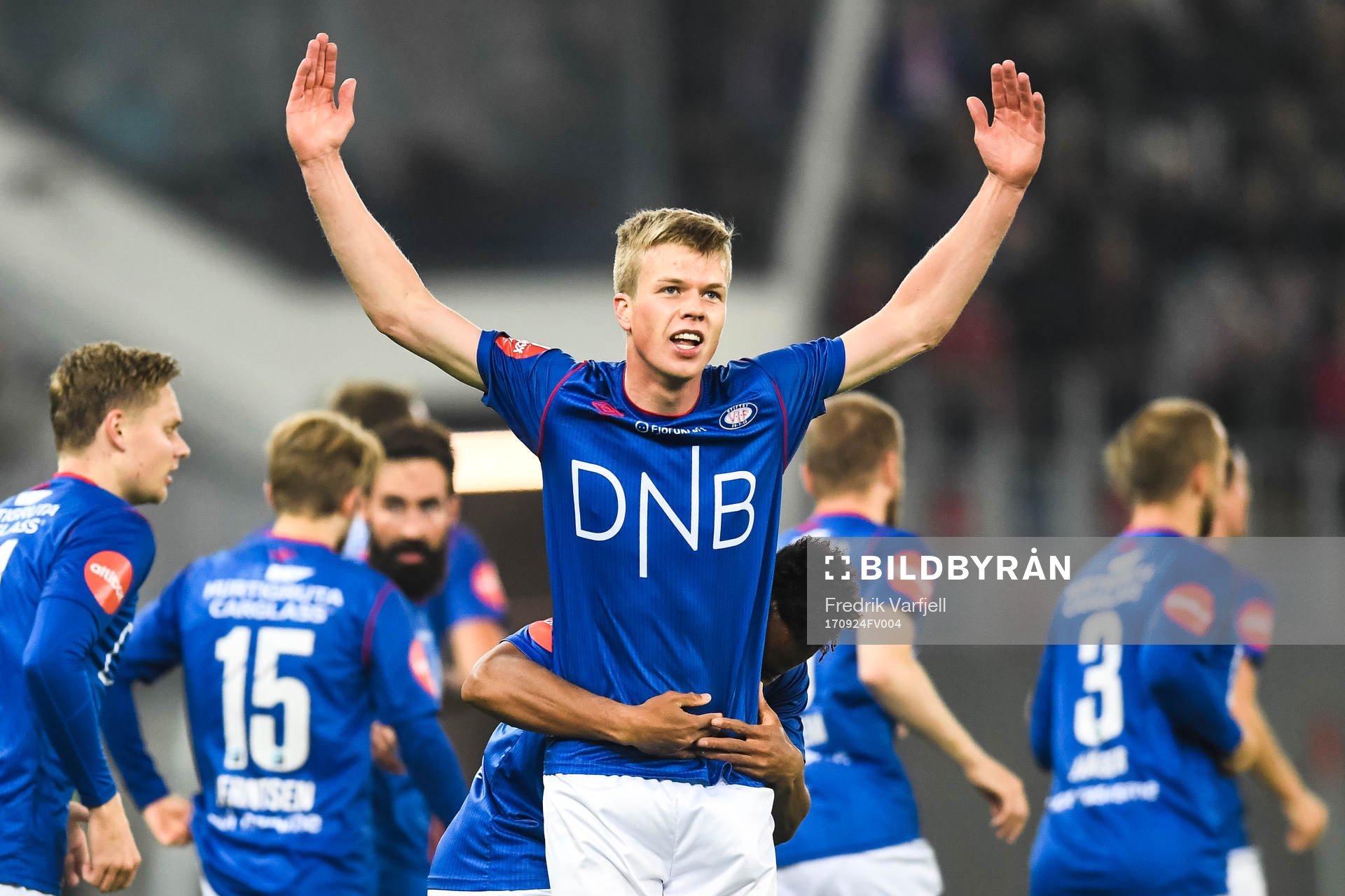 Samuel Karl Fridjonsson of Vålerenga celebrates the 1-0