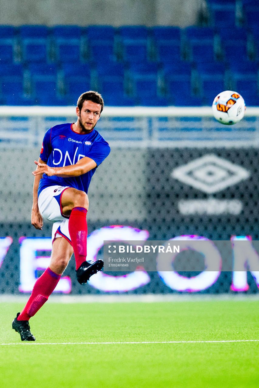 Jonatan Tollås Nation of Vålerenga