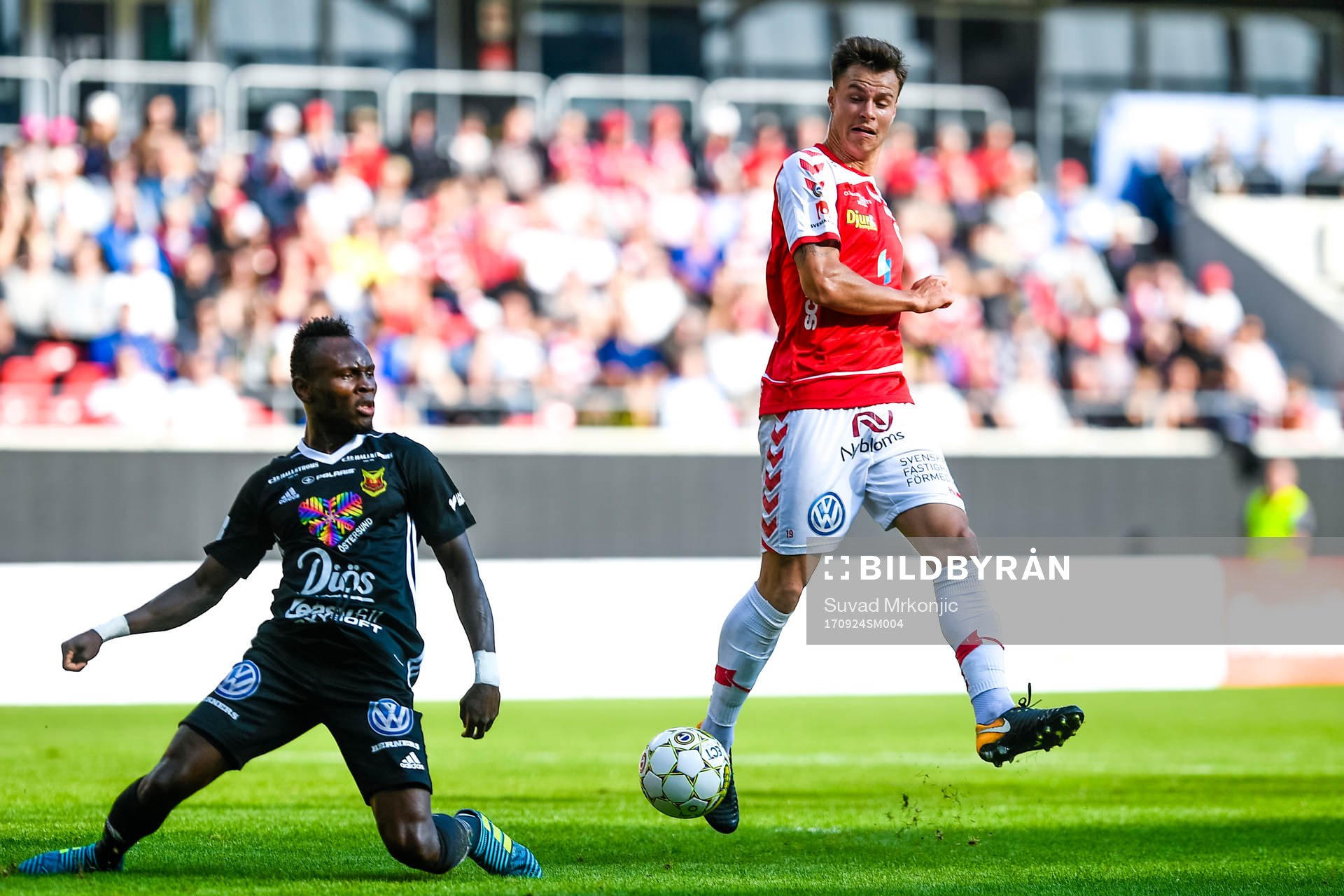 Kalmars Melker Hallberg och Östersunds Samuel Mensiro