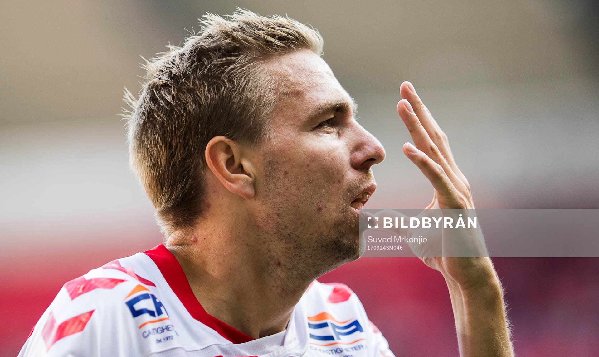 Kalmars Jonathan Ring jublar
