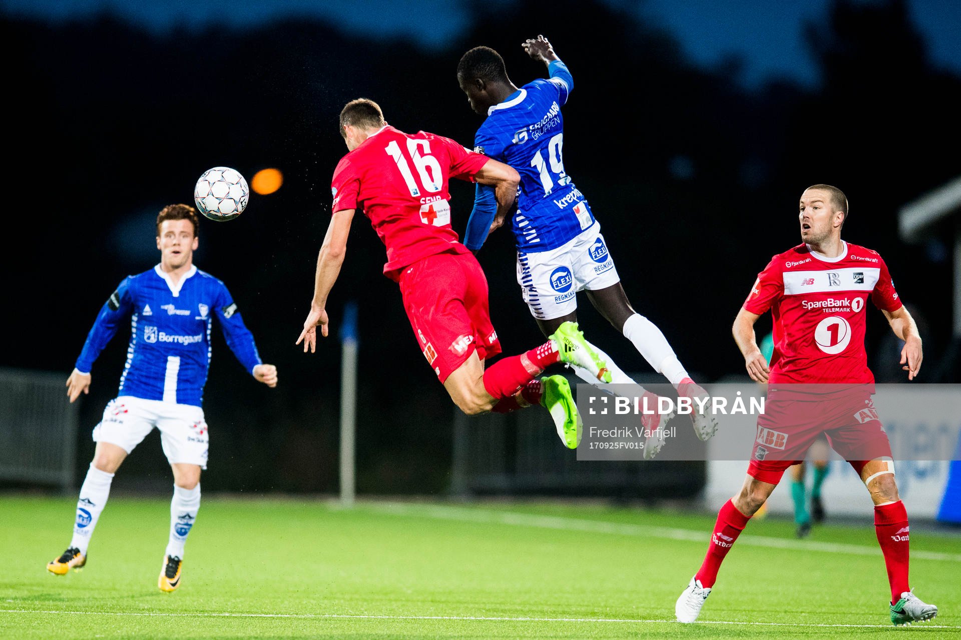 Tobias Heintz of Sarpsborg, Fredrik Semb Berge of Odd,