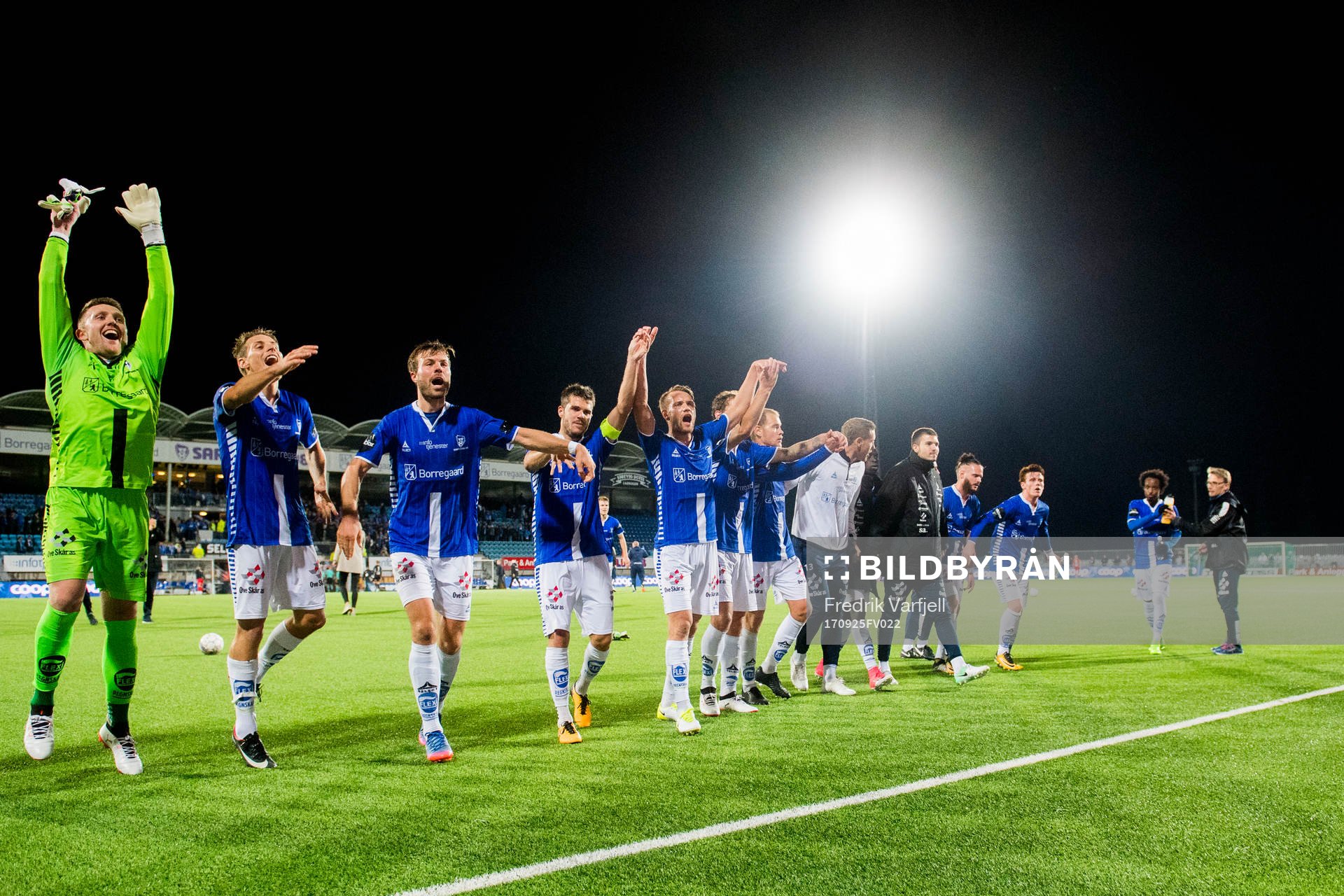 Sarpsborg 08 celebrates