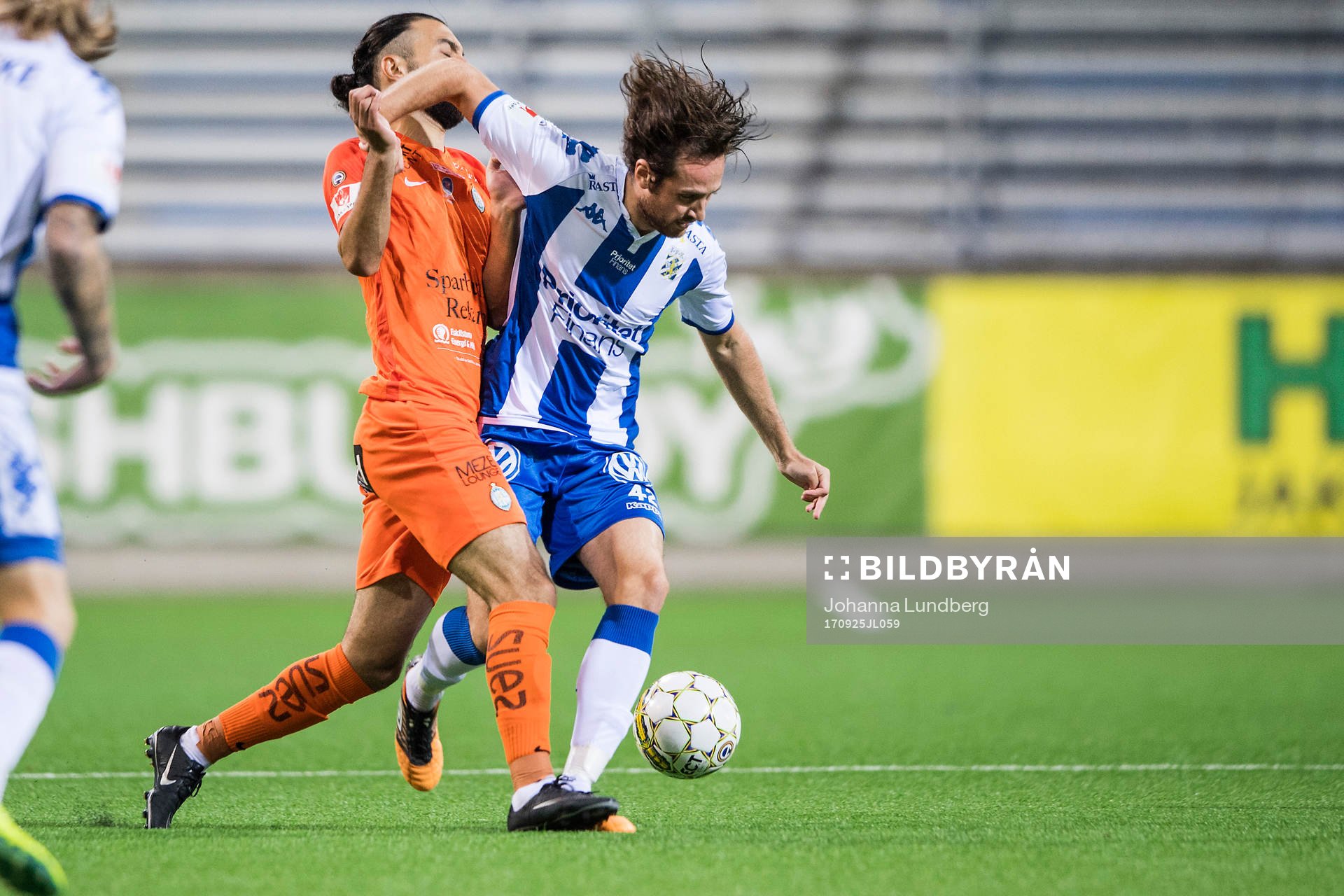 AFC Eskilstunas Ansel Raskaj och IFK Göteborgs Mikkel