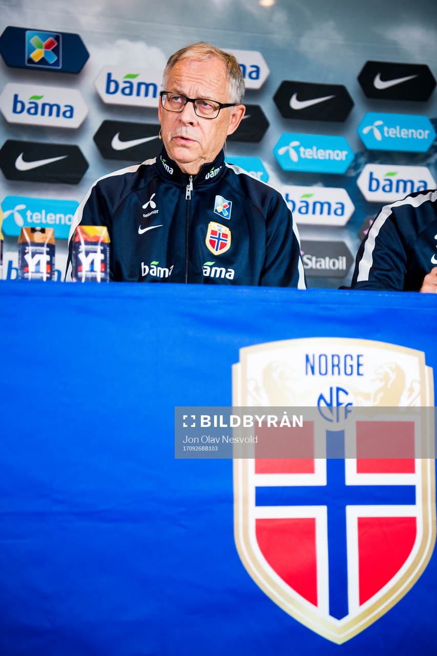 Lars Lagerbäck, head coach of Norway, presents the team