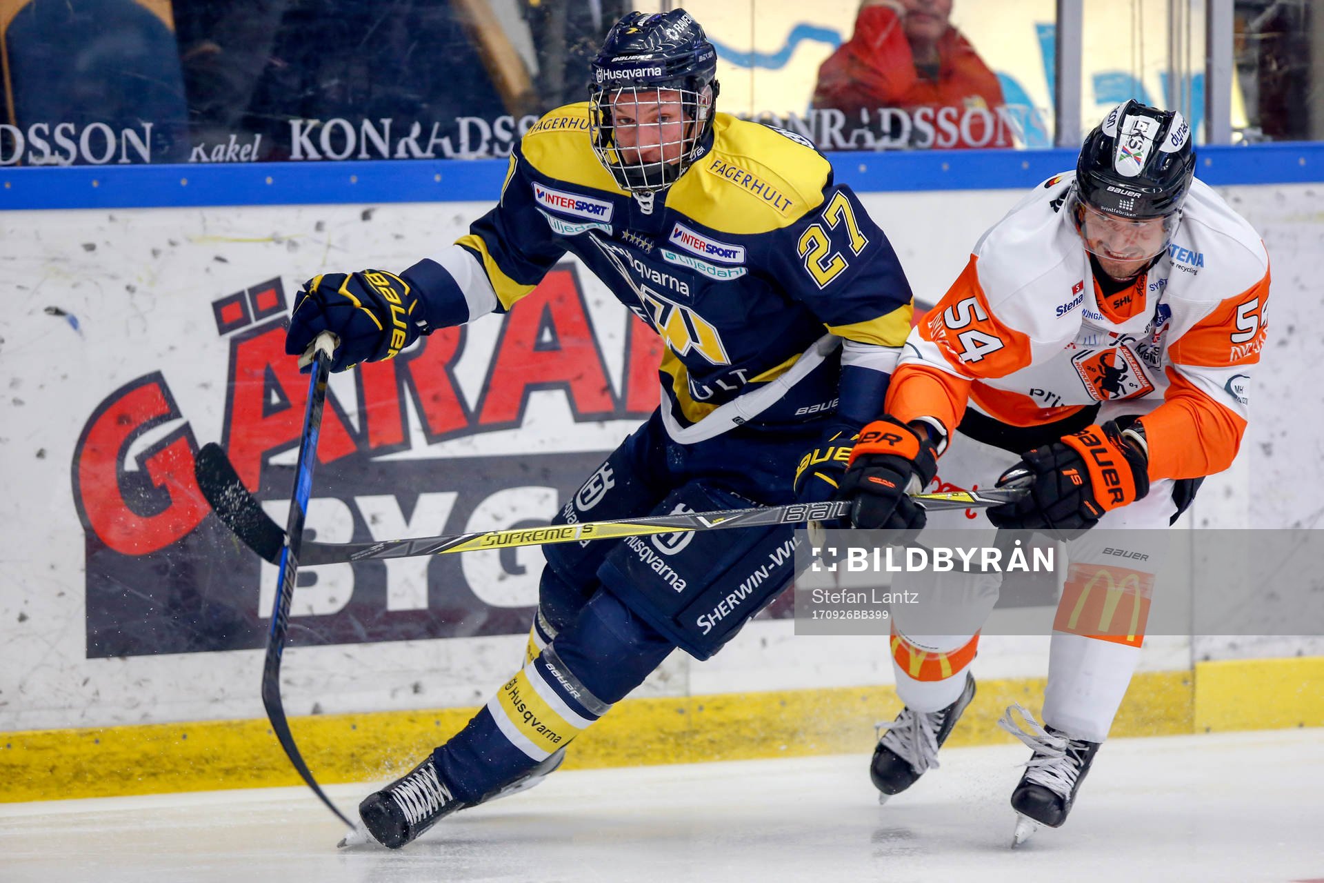 s David Gustafsson och Karlskronas Alexander Deilert