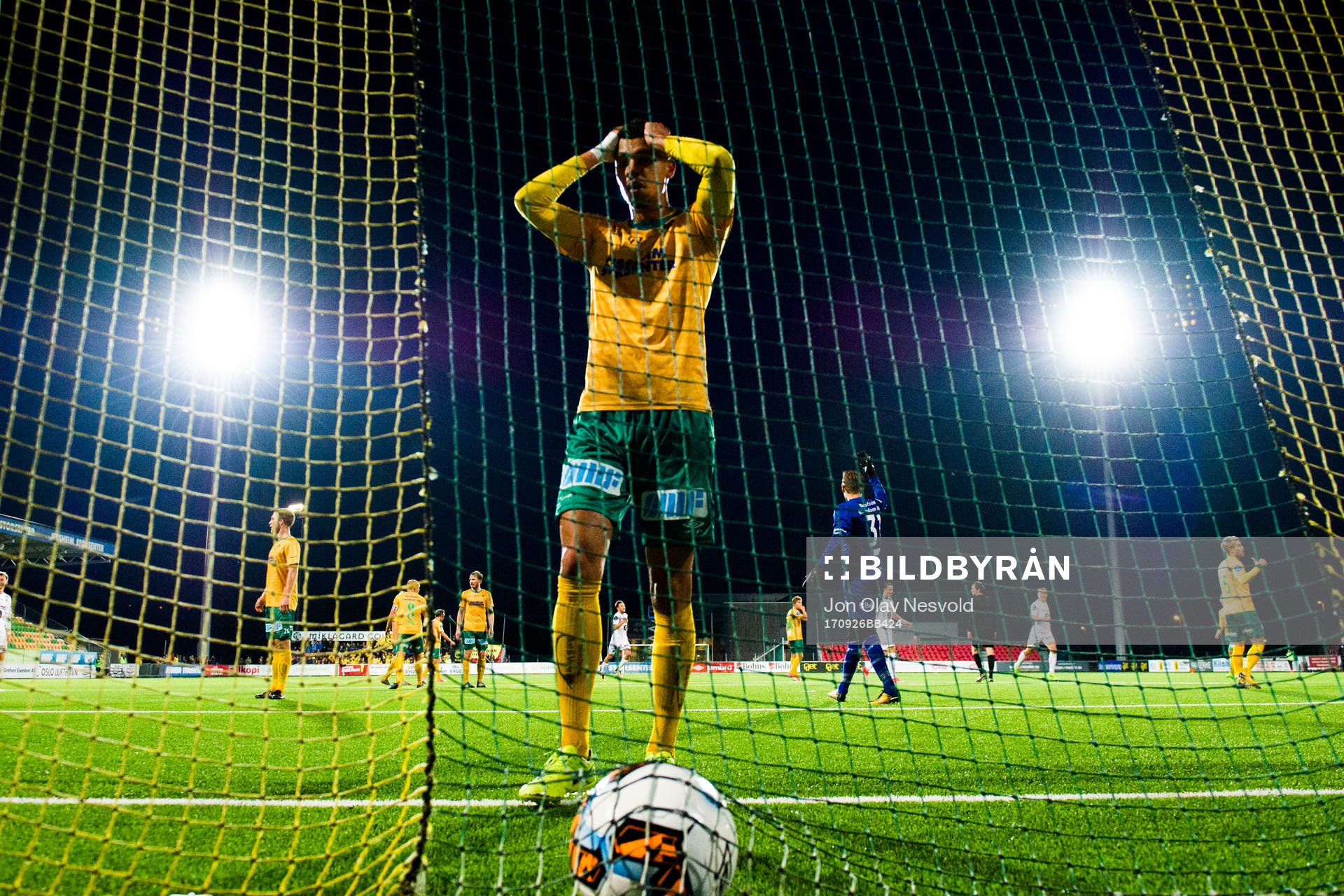 Emmanuel Troudart of Ull/Kisa looks dejected
