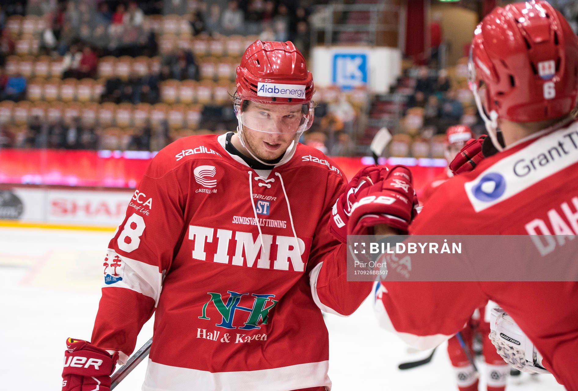 Timrås Lukas Zetterberg jublar